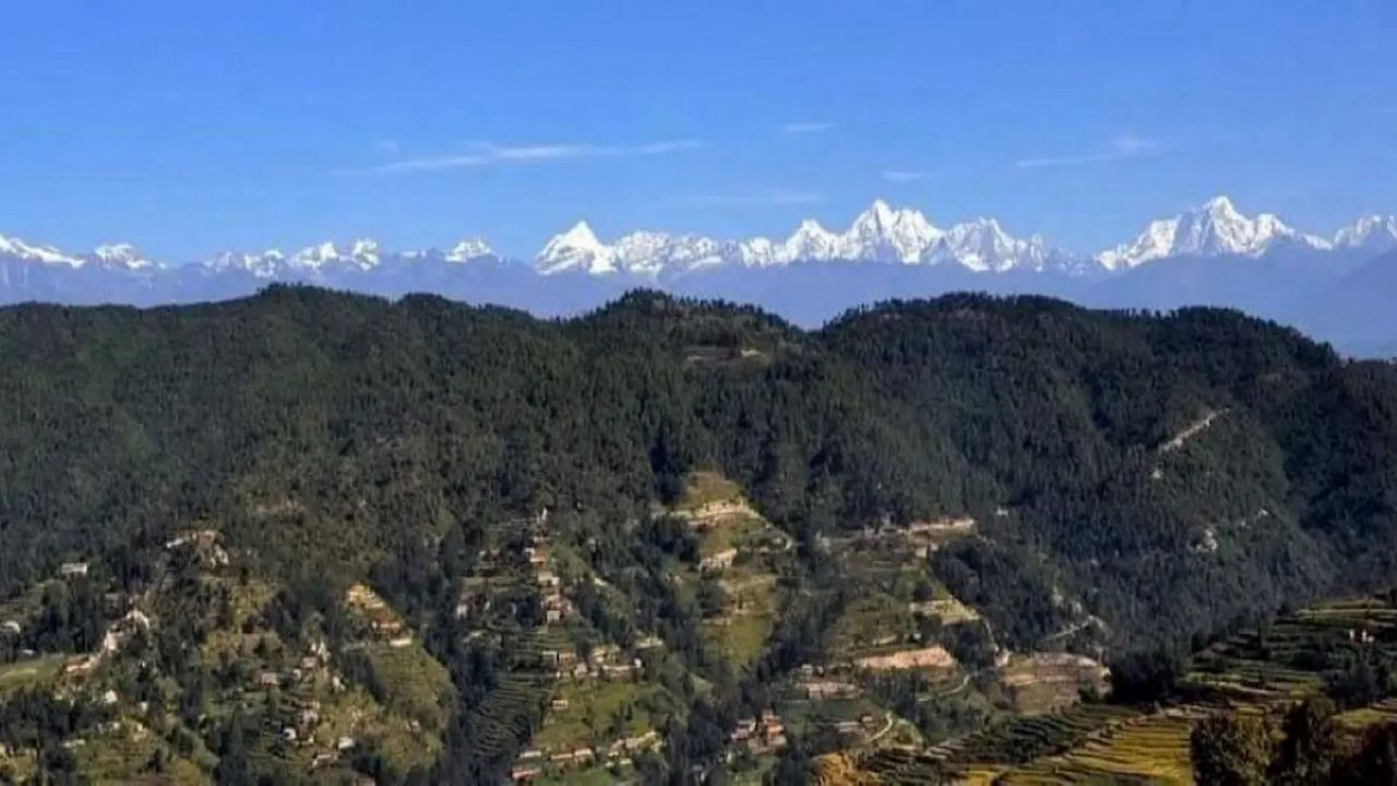 1天納加闊特徒步旅行。納加闊特（Nagarkot）位於巴克塔普爾（Bhaktapur）區