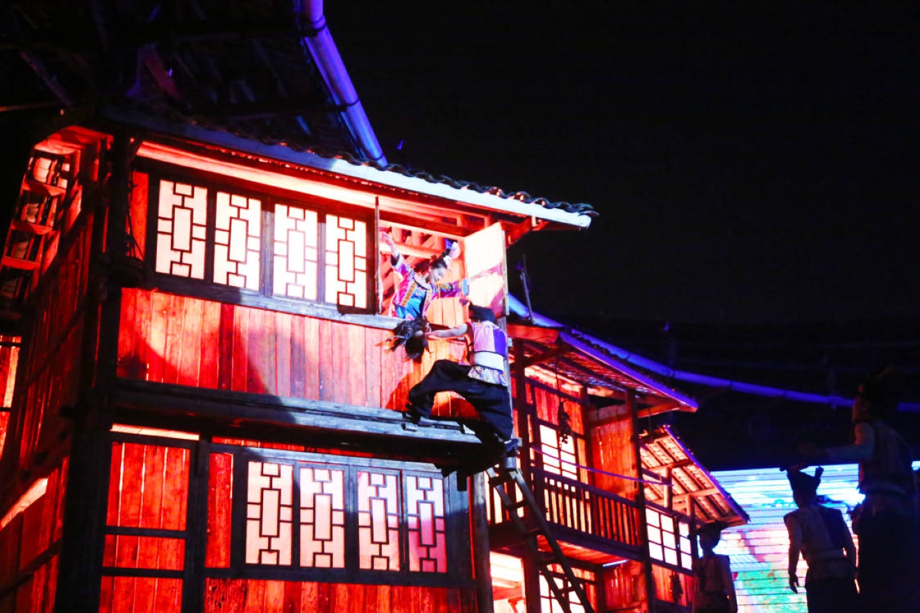 演員們的專業素養，他們對侗族文化有著深刻的理解，所以才能把角色刻畫得如此生動鮮活。歌聲悠揚婉轉，舞蹈動作剛柔並濟且充滿民族韻味