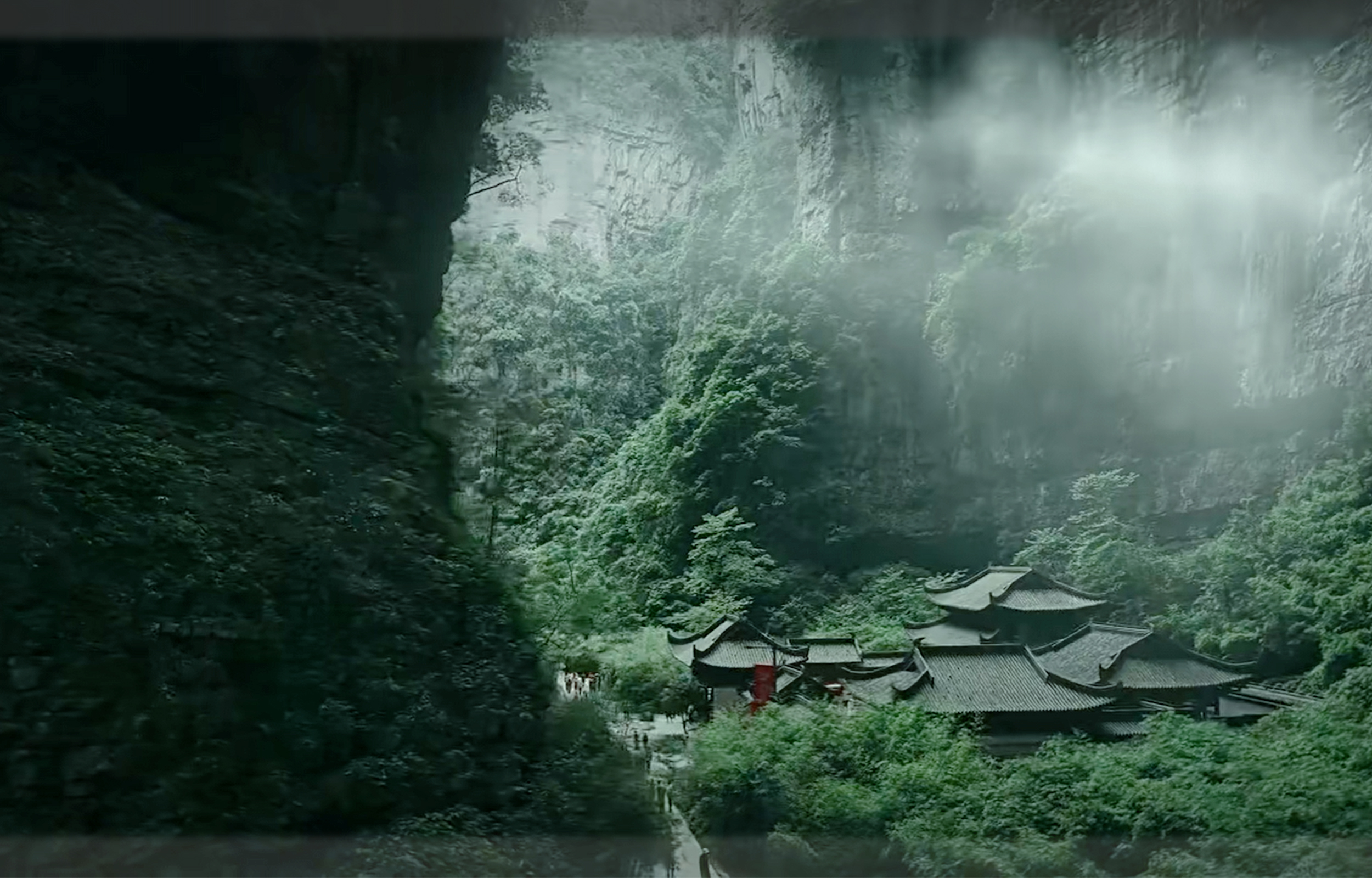 重慶武隆天生三橋+龍水峽地縫+仙女山森林公園+烏江畫廊觀景遊船+龔灘古鎮二日遊（喀斯特奇觀&草原風光&波浪公路&瀑布景觀）