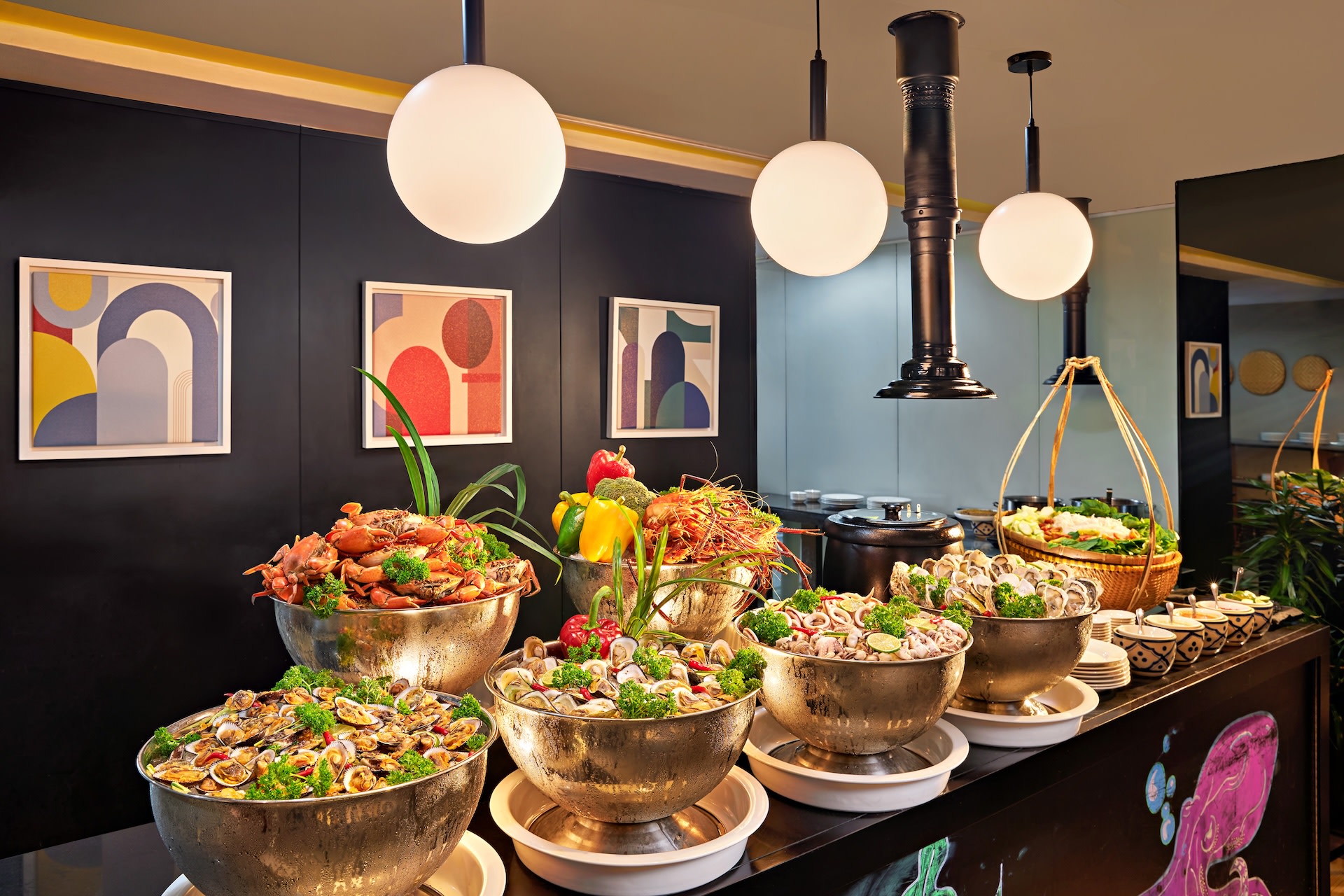 Seafood Weekend Buffet Dinner at Novotel Living Saigon South