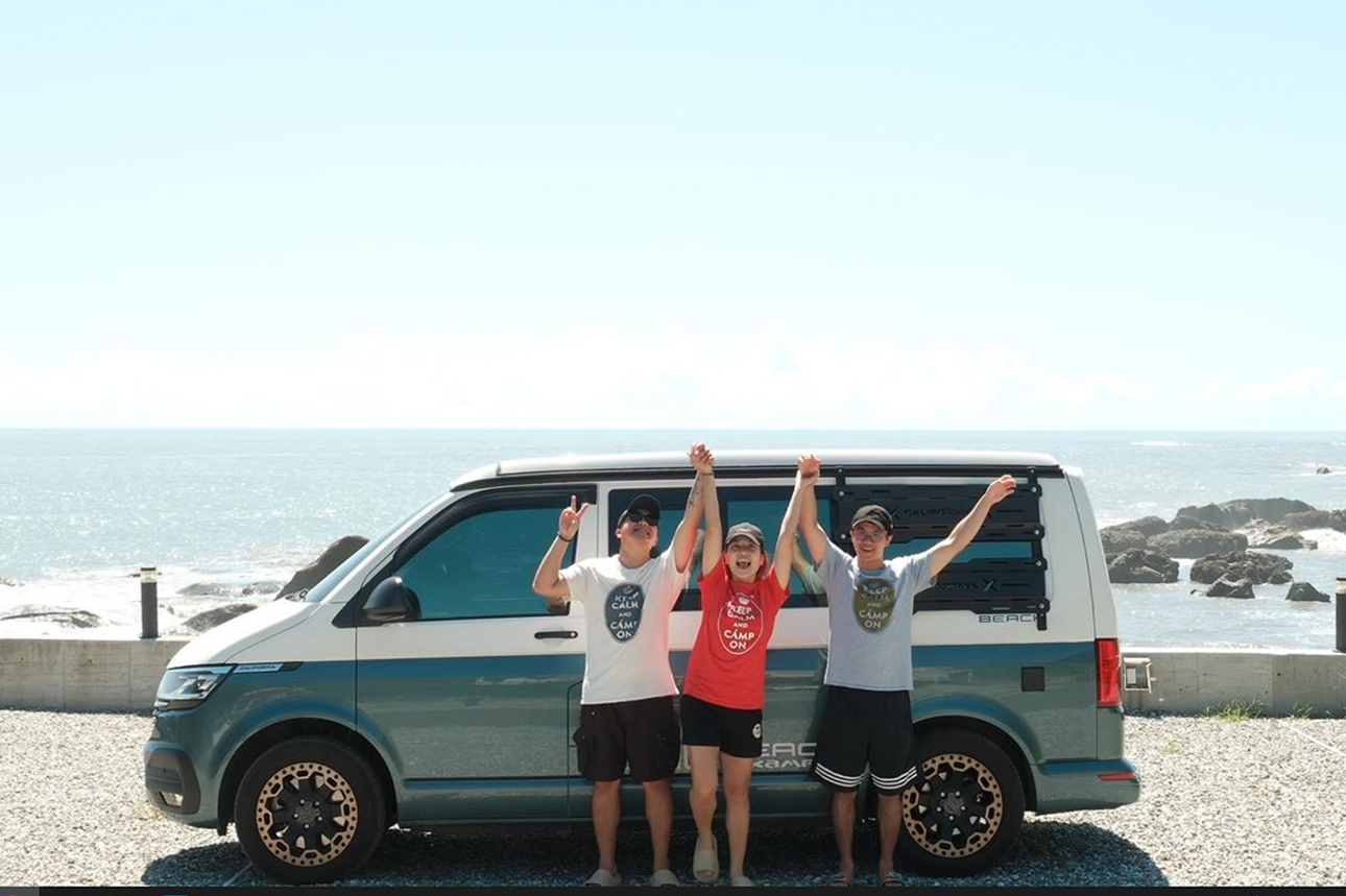 我們有加州號!家人、親子、好友三五人,通通在一台車! 我們有加州號!家人、親子、好友三五人,通通在一台車!