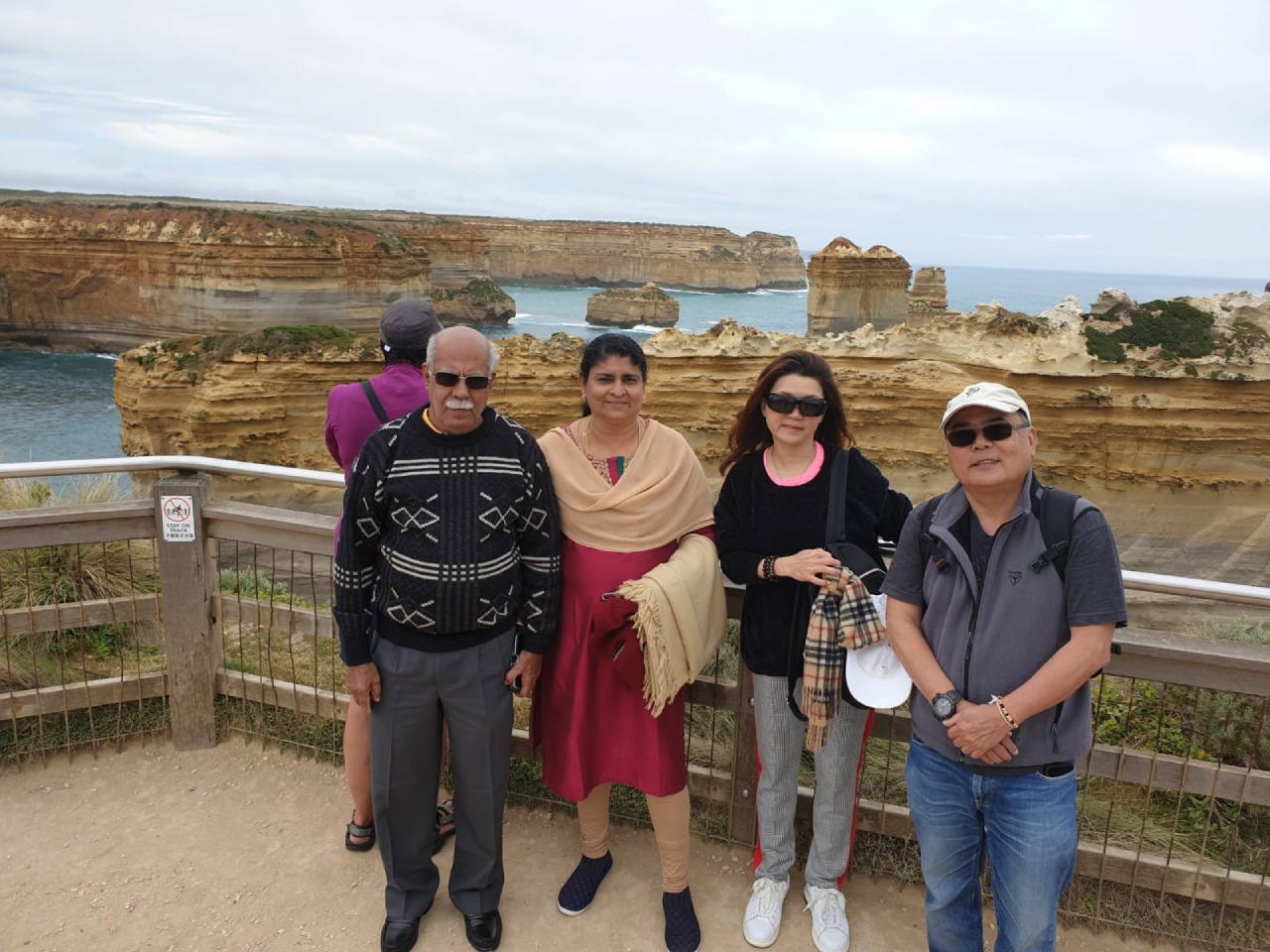 Private Great Ocean Road & 12 Apostles Tours