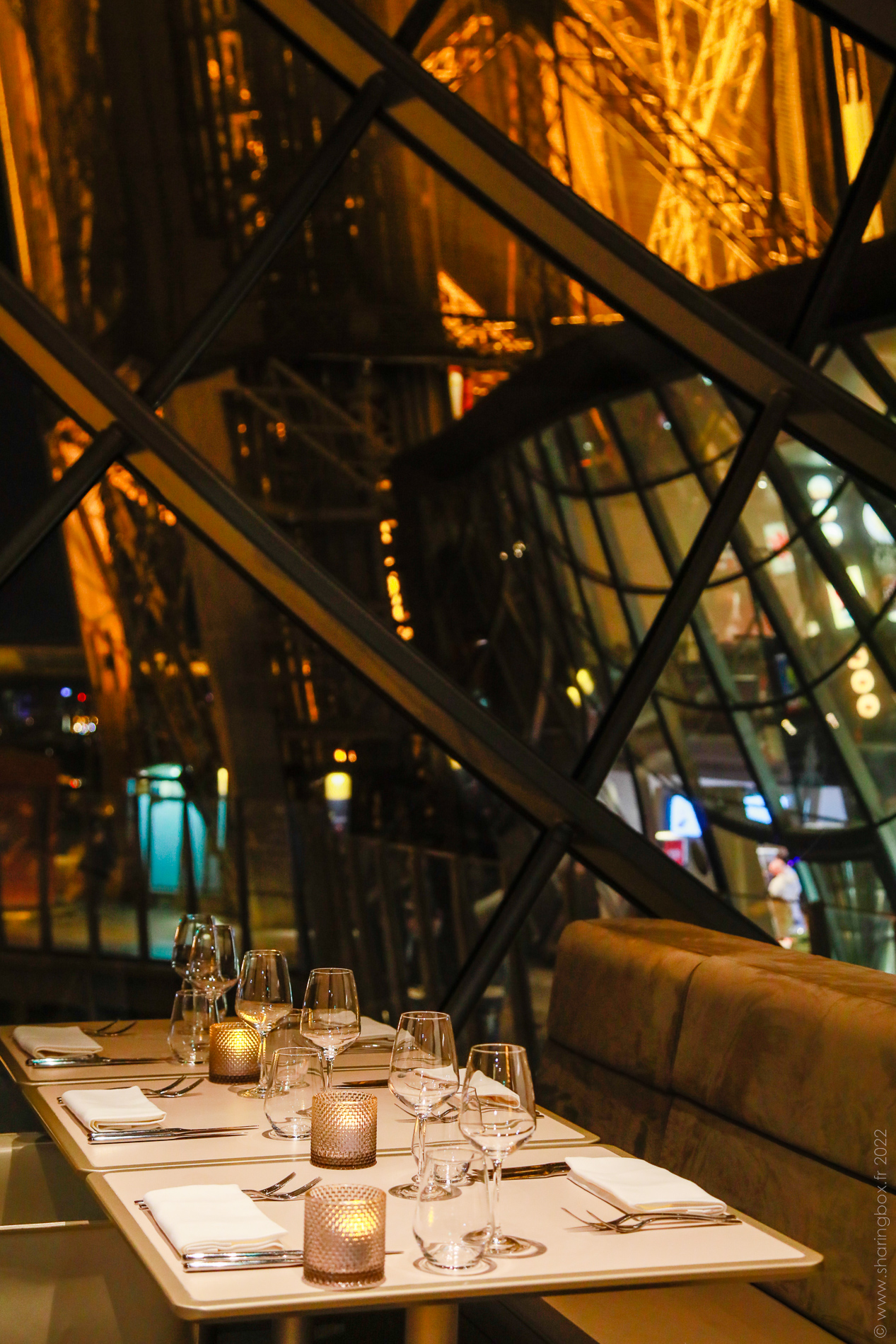 每個角落都獨一無二，體驗巴黎及其夜晚的魔力