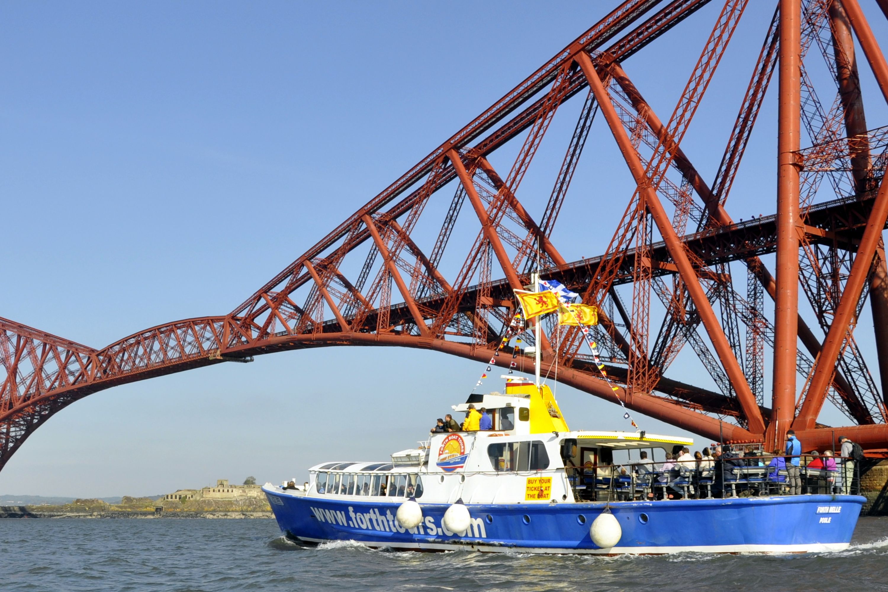 Three Bridges Sightseeing Cruise in Edinburgh