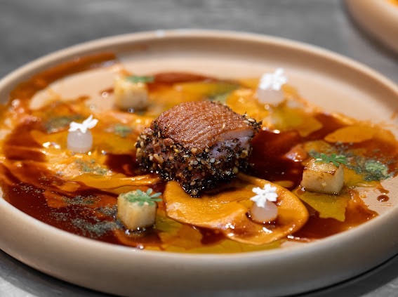 Immersive dining expirience at Na-oh Bangkok 