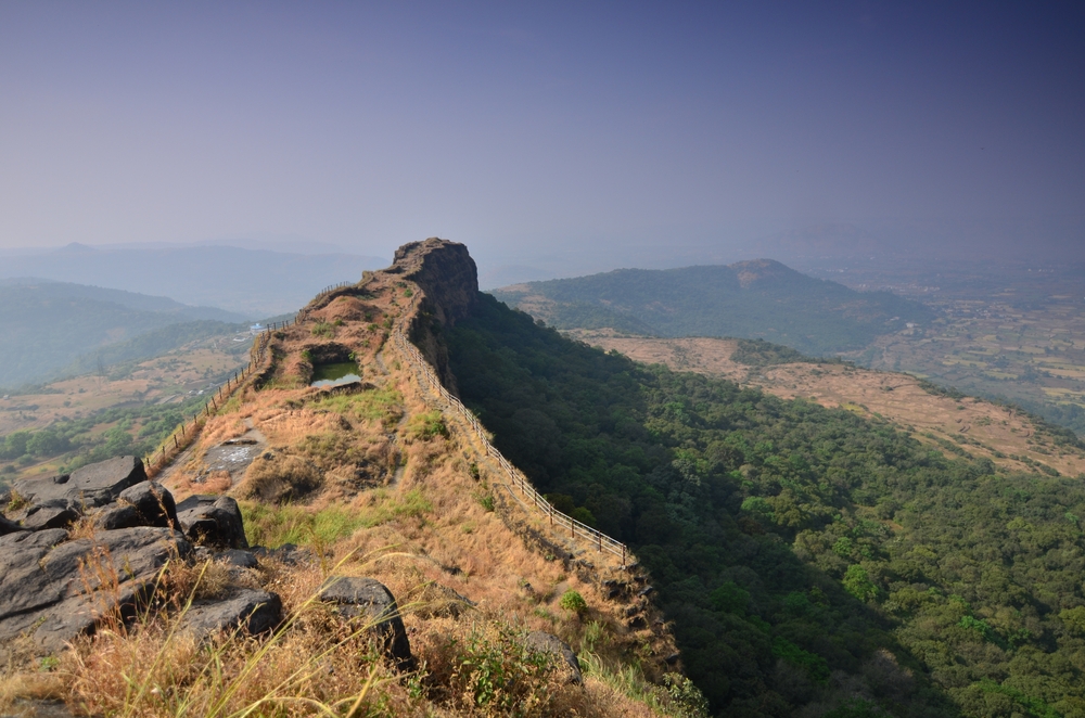 Explore Pawna-Lohagad-Lonavala: Full Day Guided Tour from Mumbai