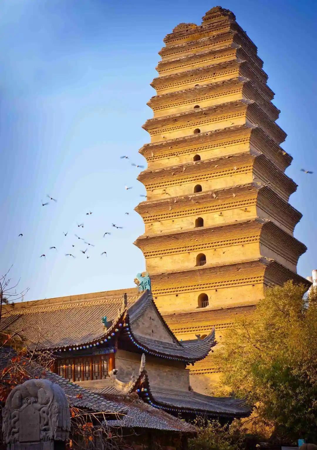 西安4天3晚跟團遊（144過境簽證推薦玩法，最多9人小團，兵馬俑+華清宮+西安城牆+大唐不夜城，贈皮影戲+漢服體驗）