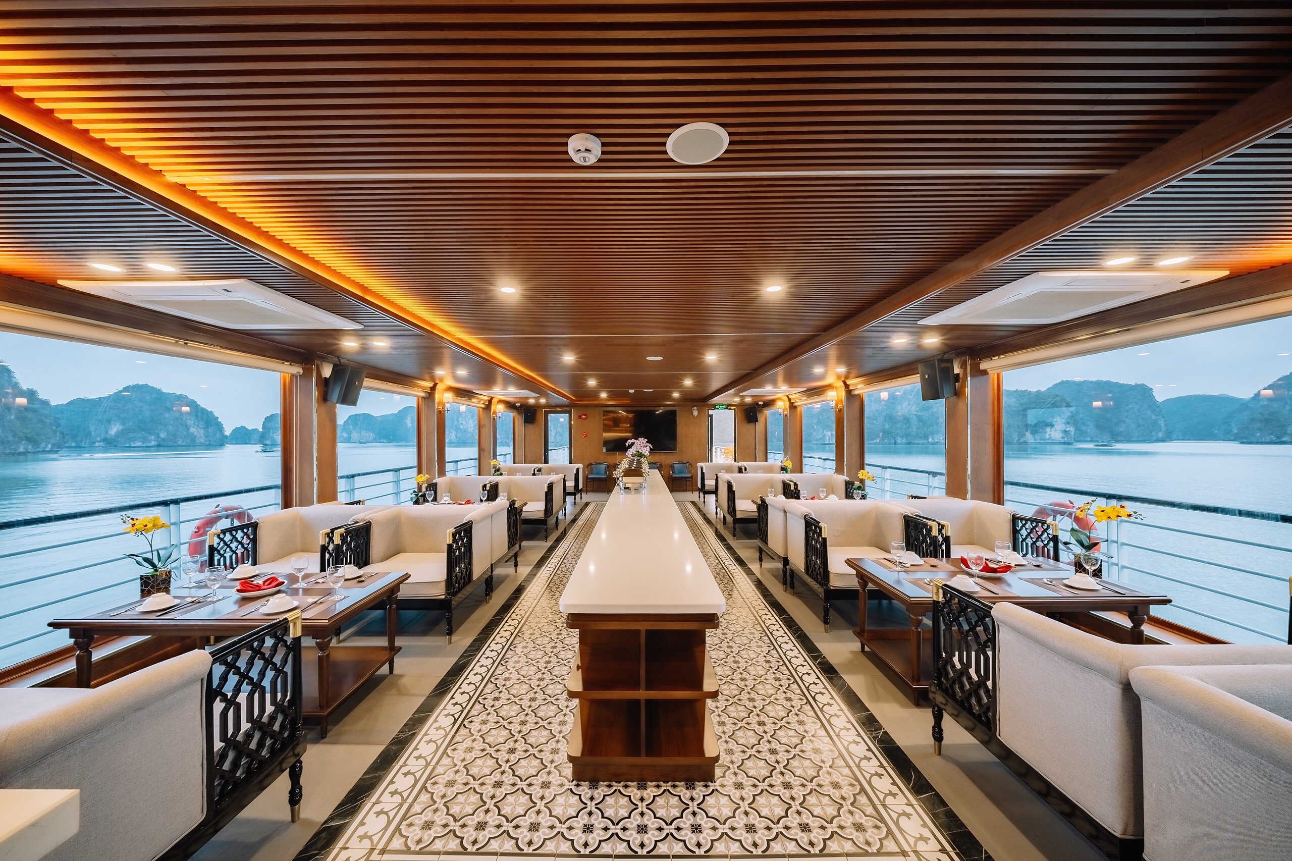 Lan Ha Bay & Cat Ba Day Tour by 5 Stars Enchanted Dream Cruise