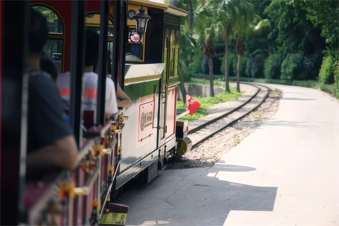 蒸汽火車穿越大非洲 蒸汽火車穿越大非洲