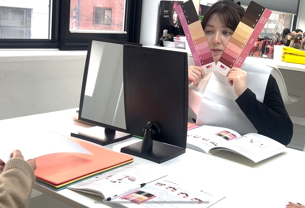 Get a personal color analysis and learn makeup that suits your colors!