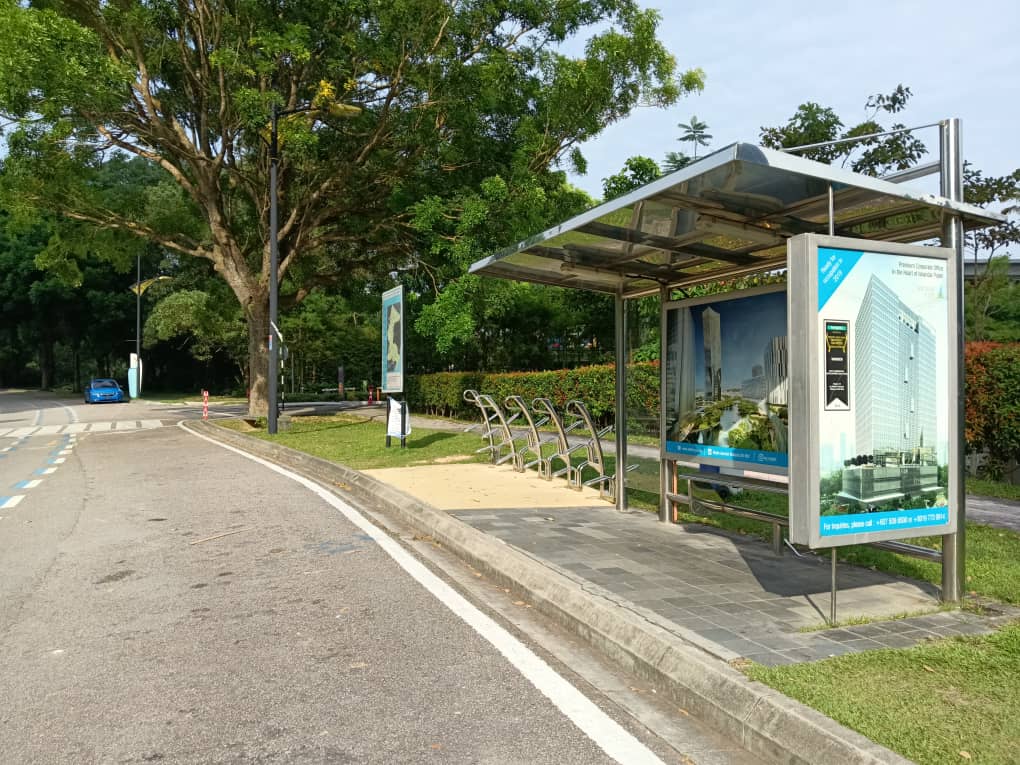 Legoland 1st pickup/drop-off point at bus stop 05505