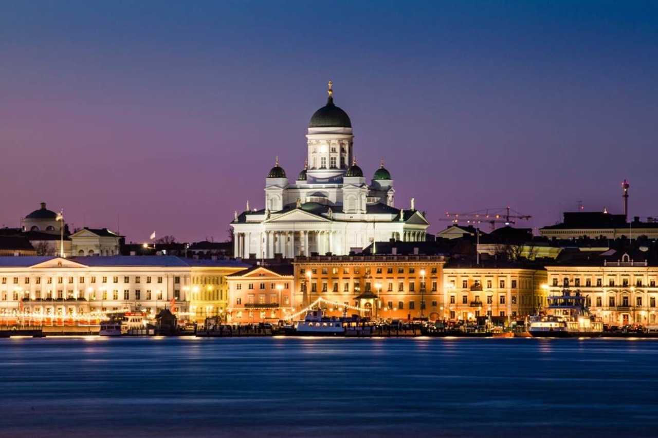 Private Helsinki City Tour with Authentic Sauna Experience