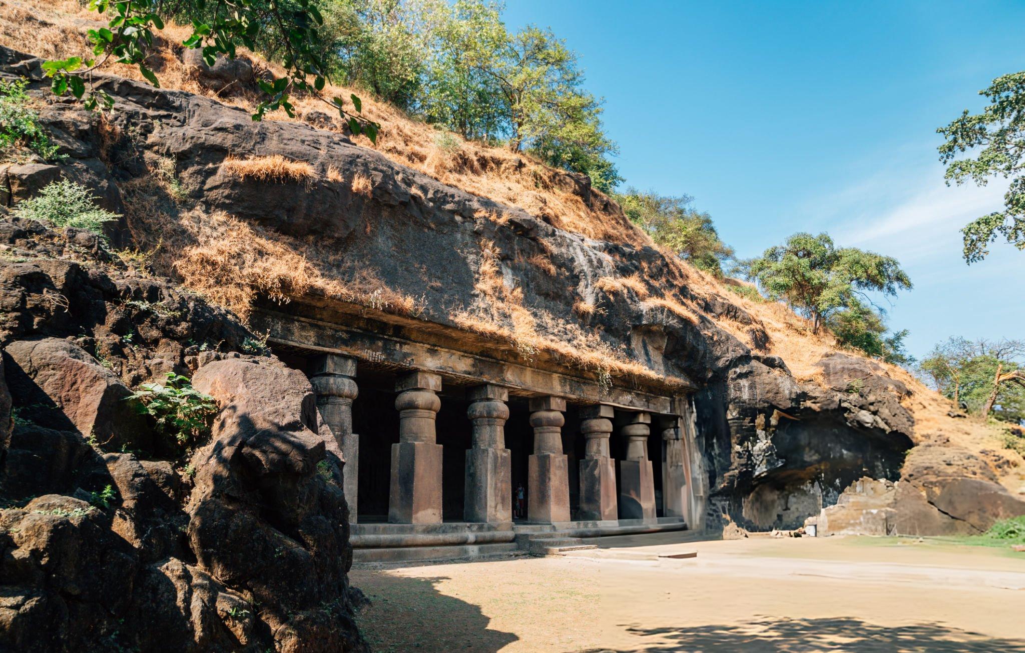 Exploring Elephanta Caves: Delightful Half-Day Excursion from Mumbai
