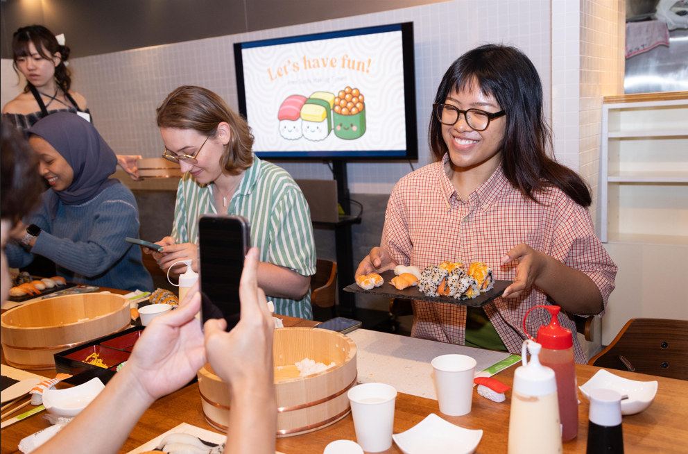 Best Sushi Making Class in Tokyo: Sushi Making Class Shibuya