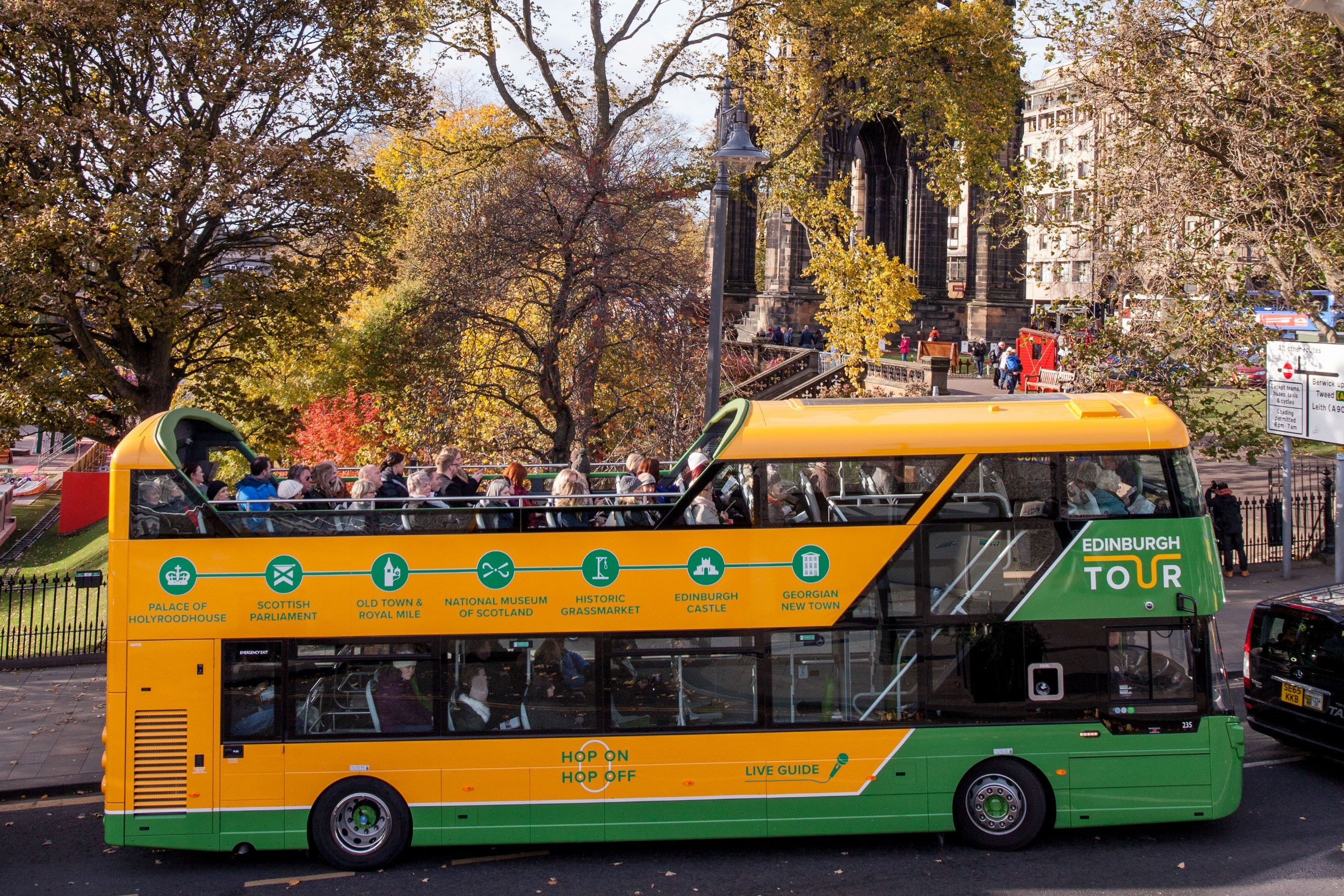 Edinburgh Hop-on Hop-off Bus