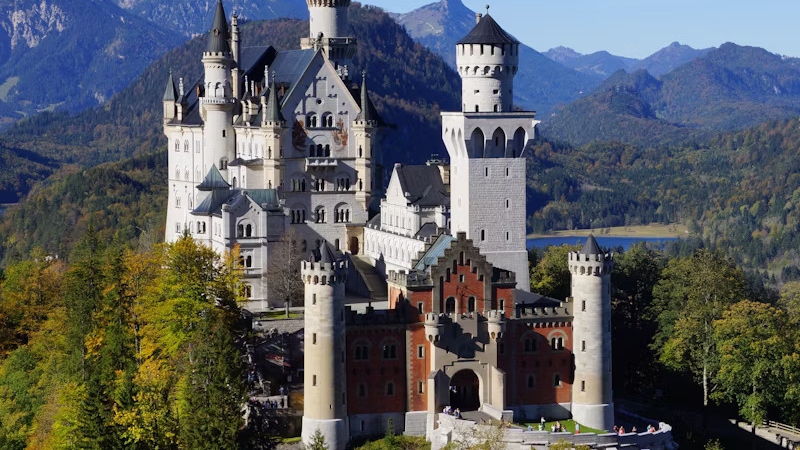Surrounded by nature’s beauty, Neuschwanstein Castle evokes wonder and timeless elegance