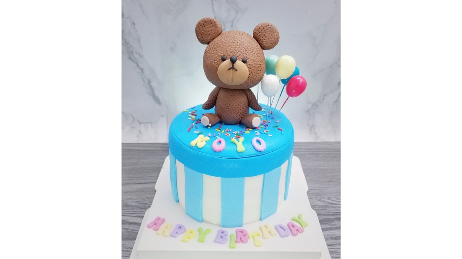 Sweet Fantasy | 3D Sponge Cake: Cartoon, Beer, Flower Cakes | Free Custom Blessing Fondant Plaque | Pick up at Tsuen Wan