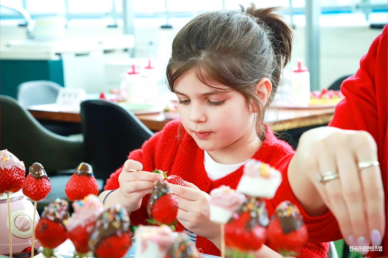 👭 忠清南道論山草莓節成功結合當地農業與觀光，已獲得全國性的肯定。