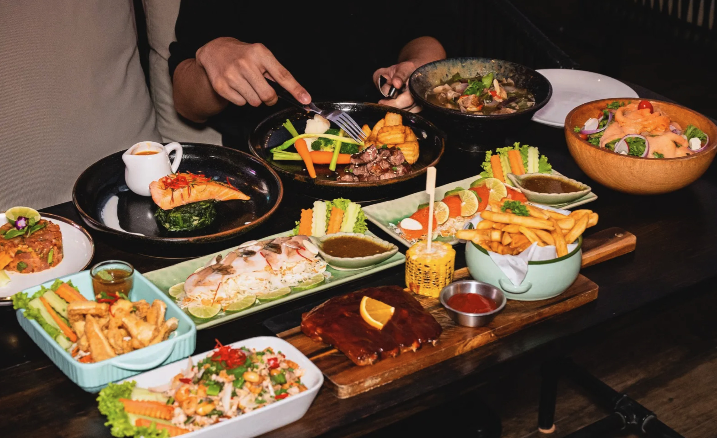 Flashback Rooftop Bar Skyline Dining & Craft Cocktails