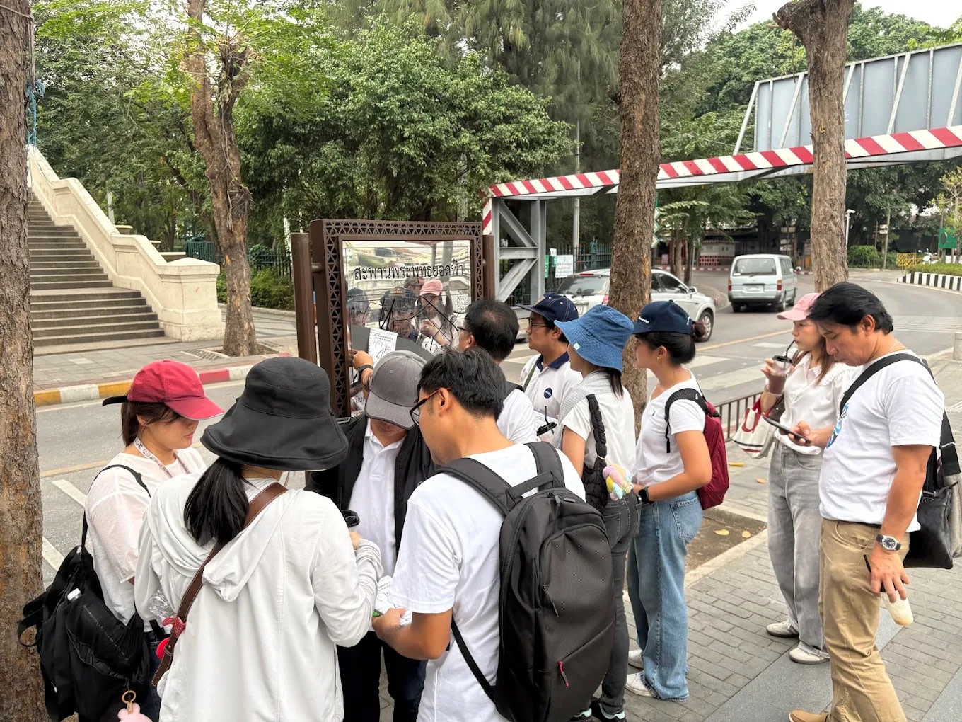 Bangkok Old Town Half-Day Tour: Explore Golden Mount & Historical