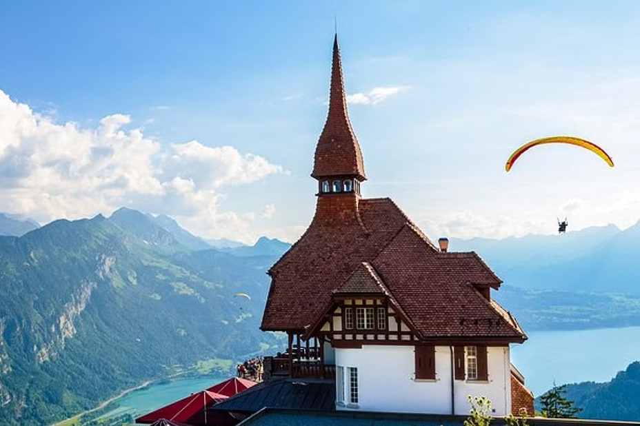 Grindelwald and Interlaken Private Tour from Zurich