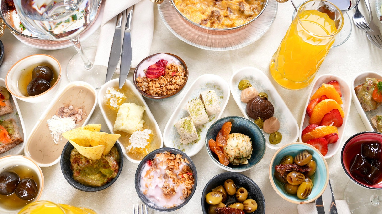 Traditional Turkish Breakfast and Bosphorus Cruise