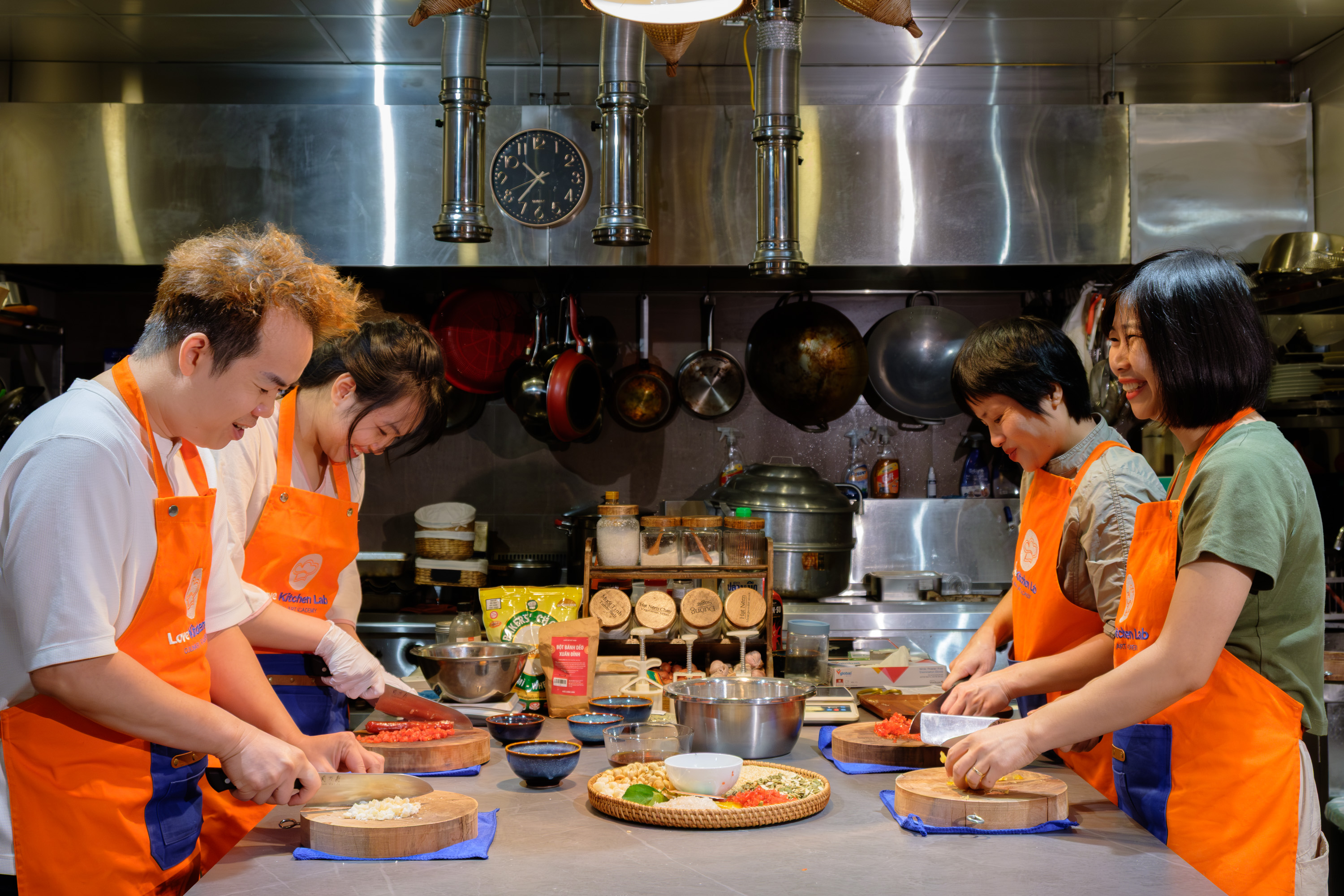 Mooncake Baking Experience with Vietnamese Tea Tasting