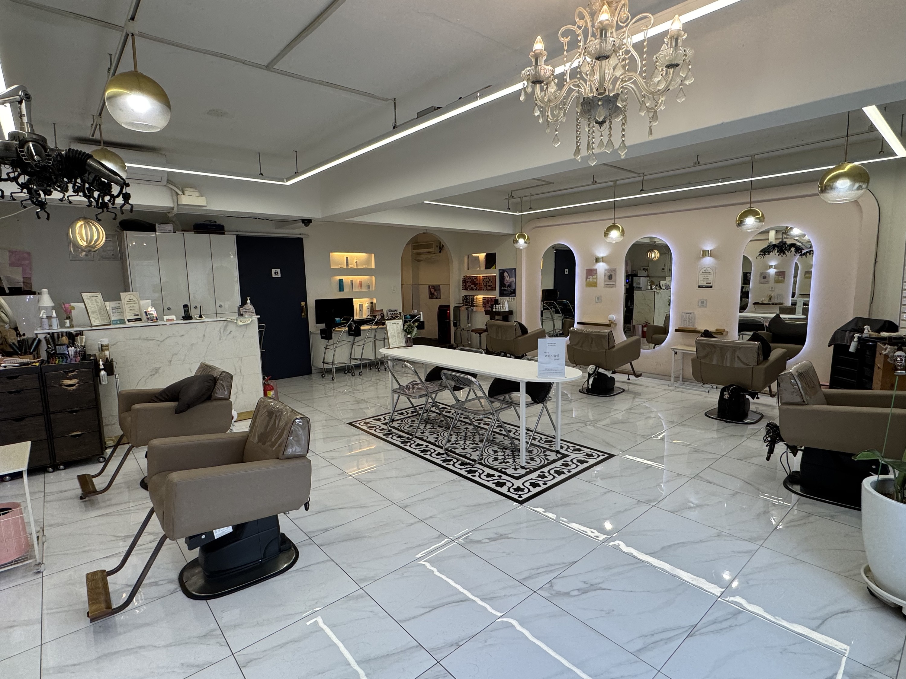 H-MAKE HAIR Seoul: K-POP Idol Hair & Makeup Styling Experience