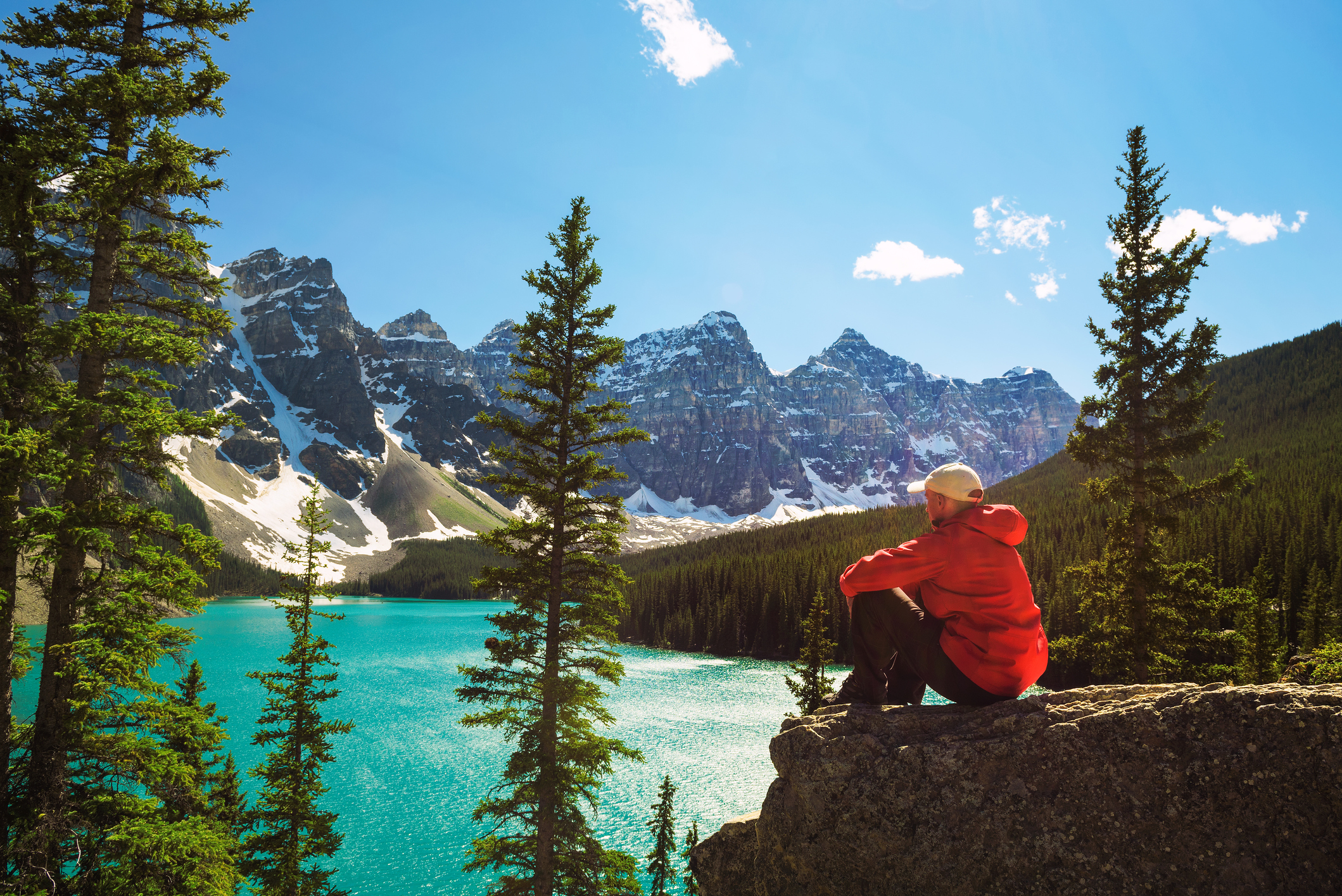 Discover Day Tour at Moraine Lake & Lake Louise from Canmore/Banff