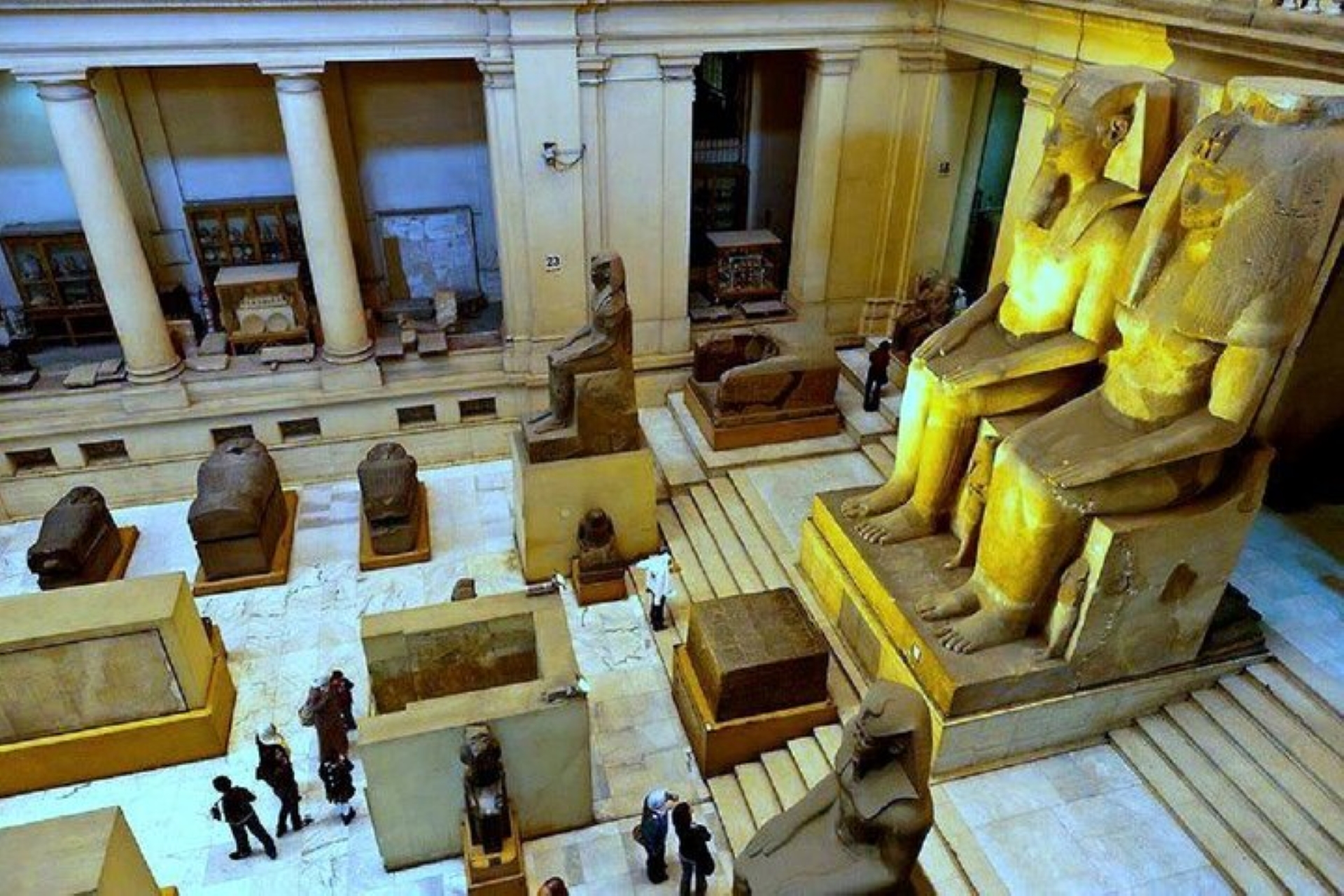 赫爾格達出發：開羅金字塔、獅身人面像和博物館一日遊（含午餐）
