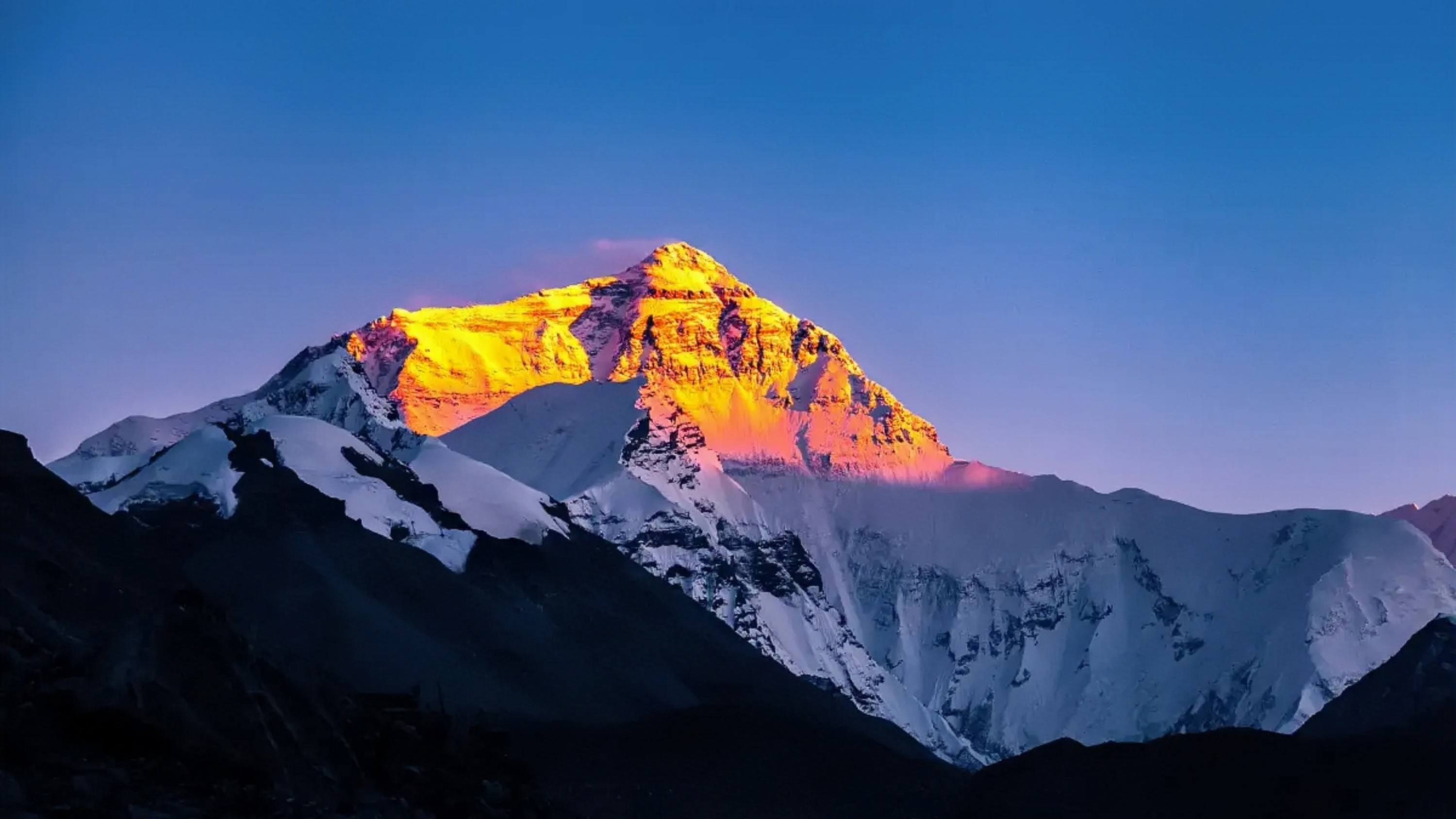 Qomolangma National Nature Preserve