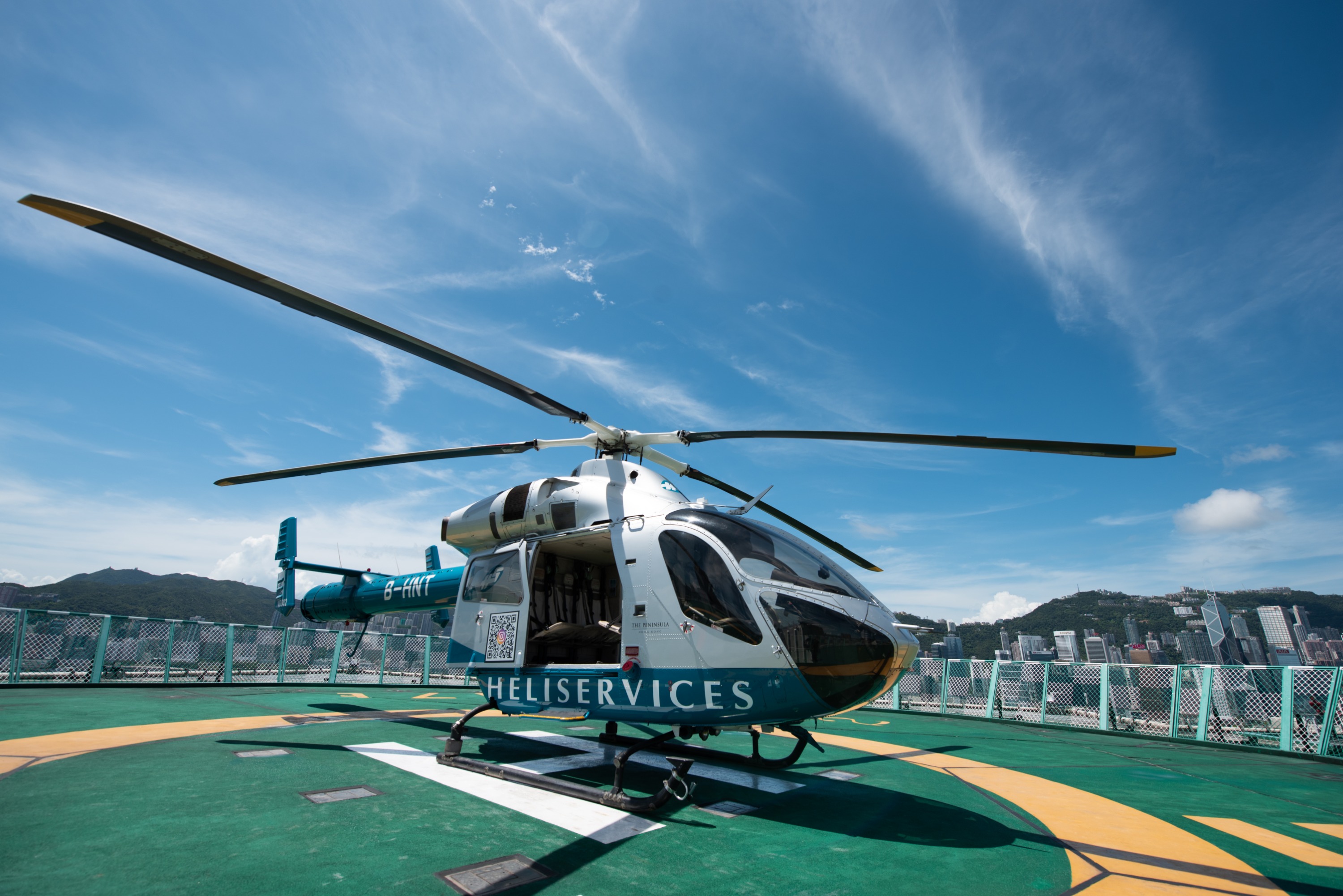 【俯瞰維港】香港直升機遨遊天際（含半島酒店下午茶）