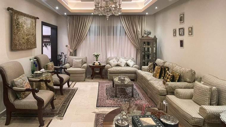 VIP dining experience with a local in Jeddah