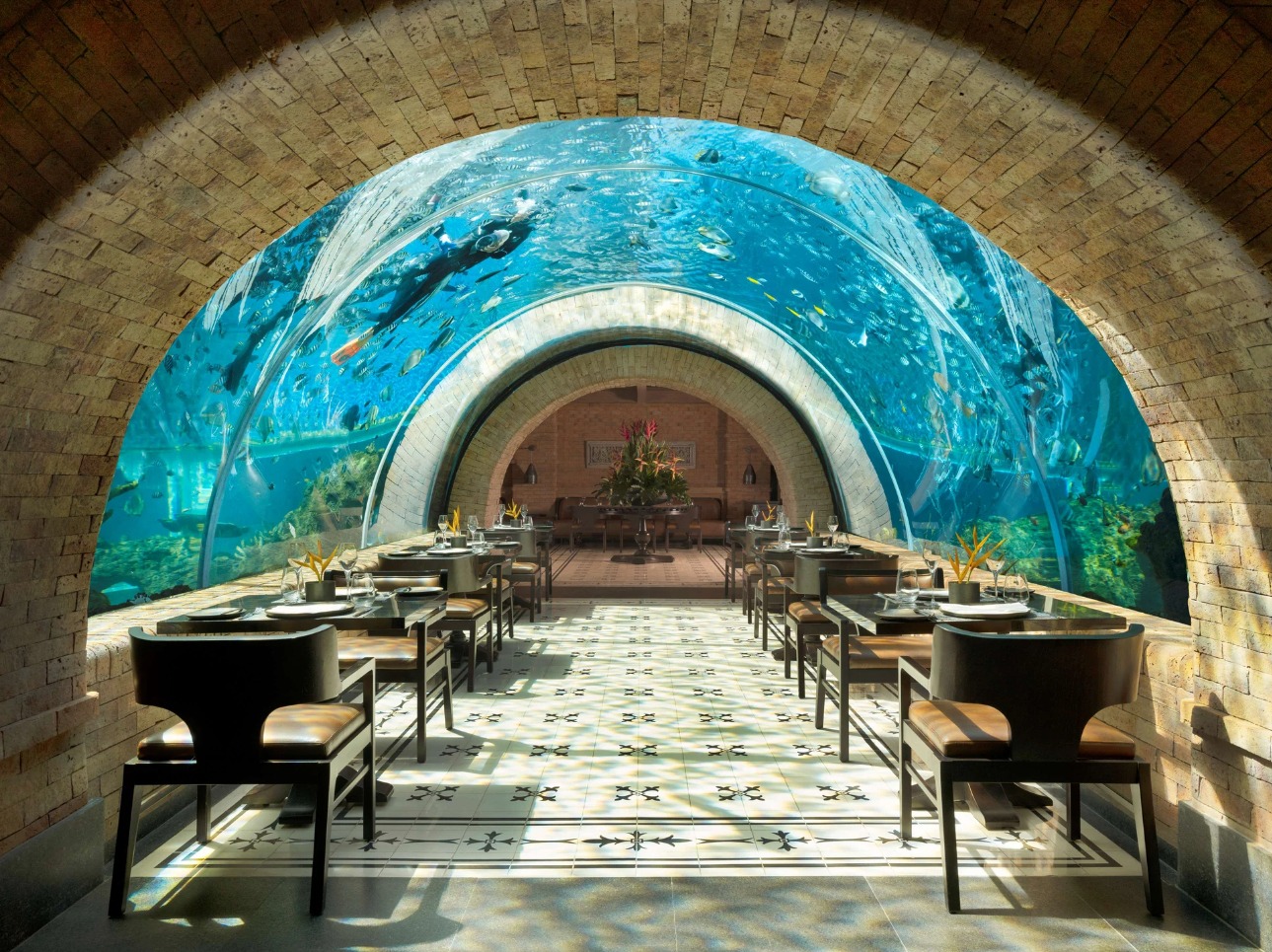 峇里島阿普爾瓦凱賓斯基飯店 Koral 海底餐廳用餐體驗