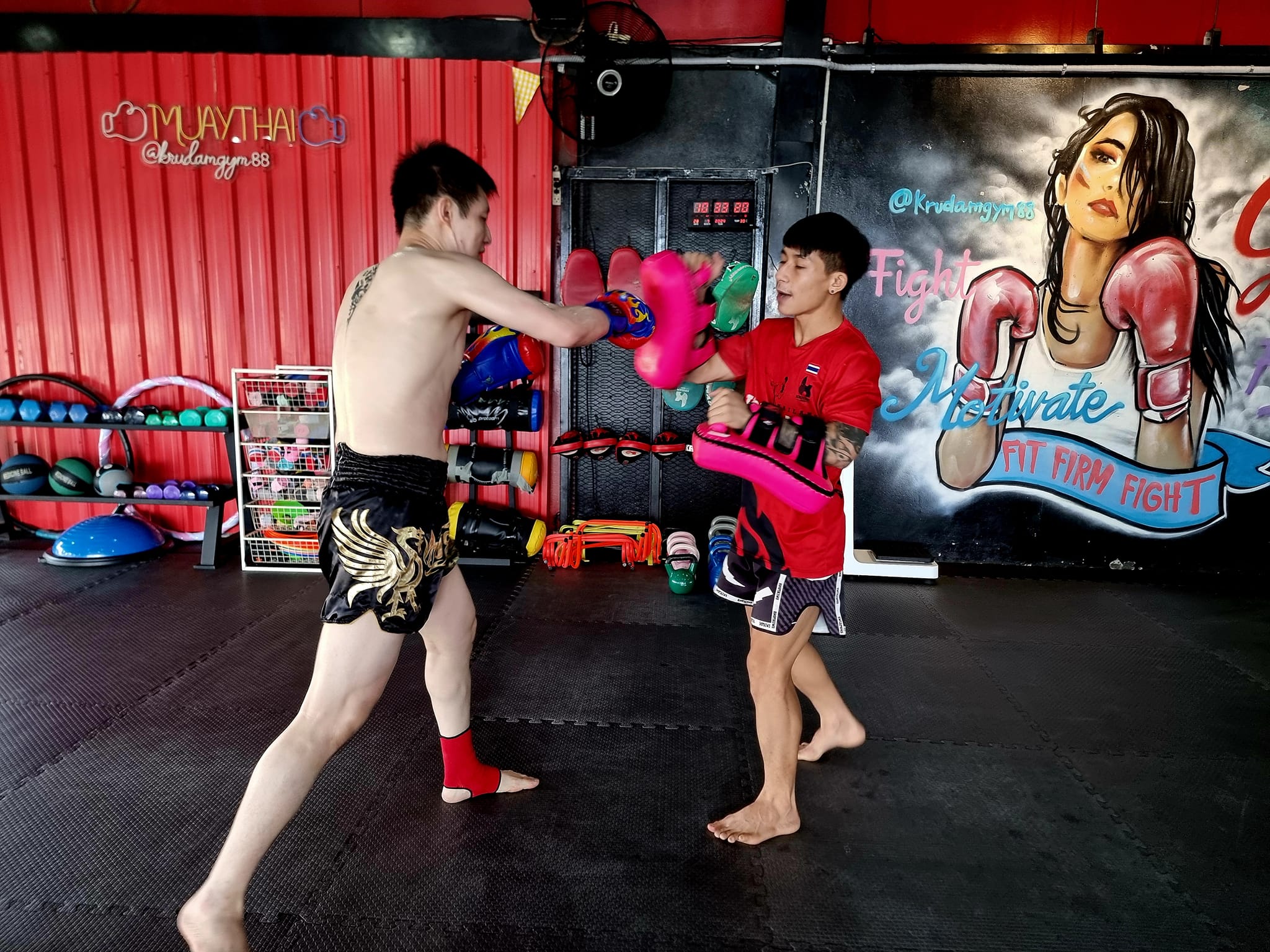 Krudam Gym Muay Thai Ratburana分校