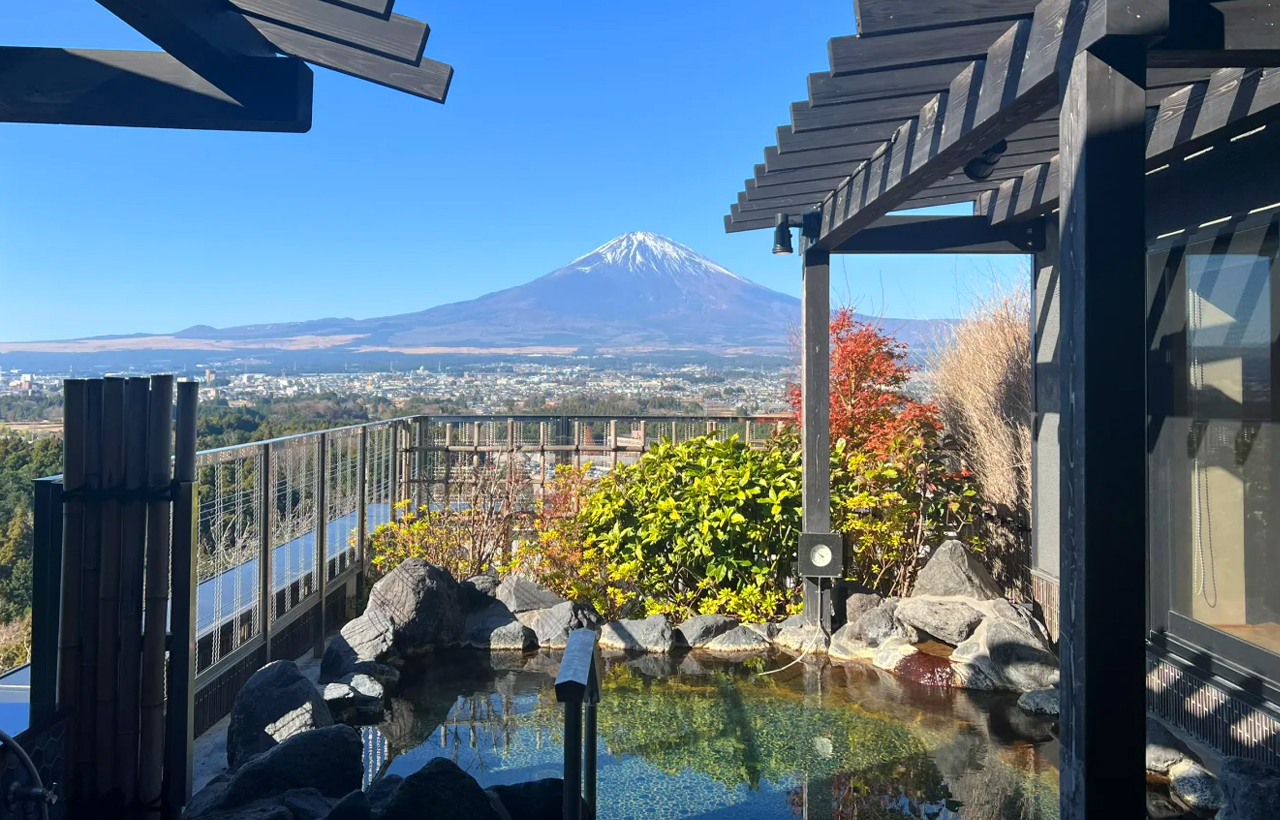 暢遊富士山一日遊（東京出發）