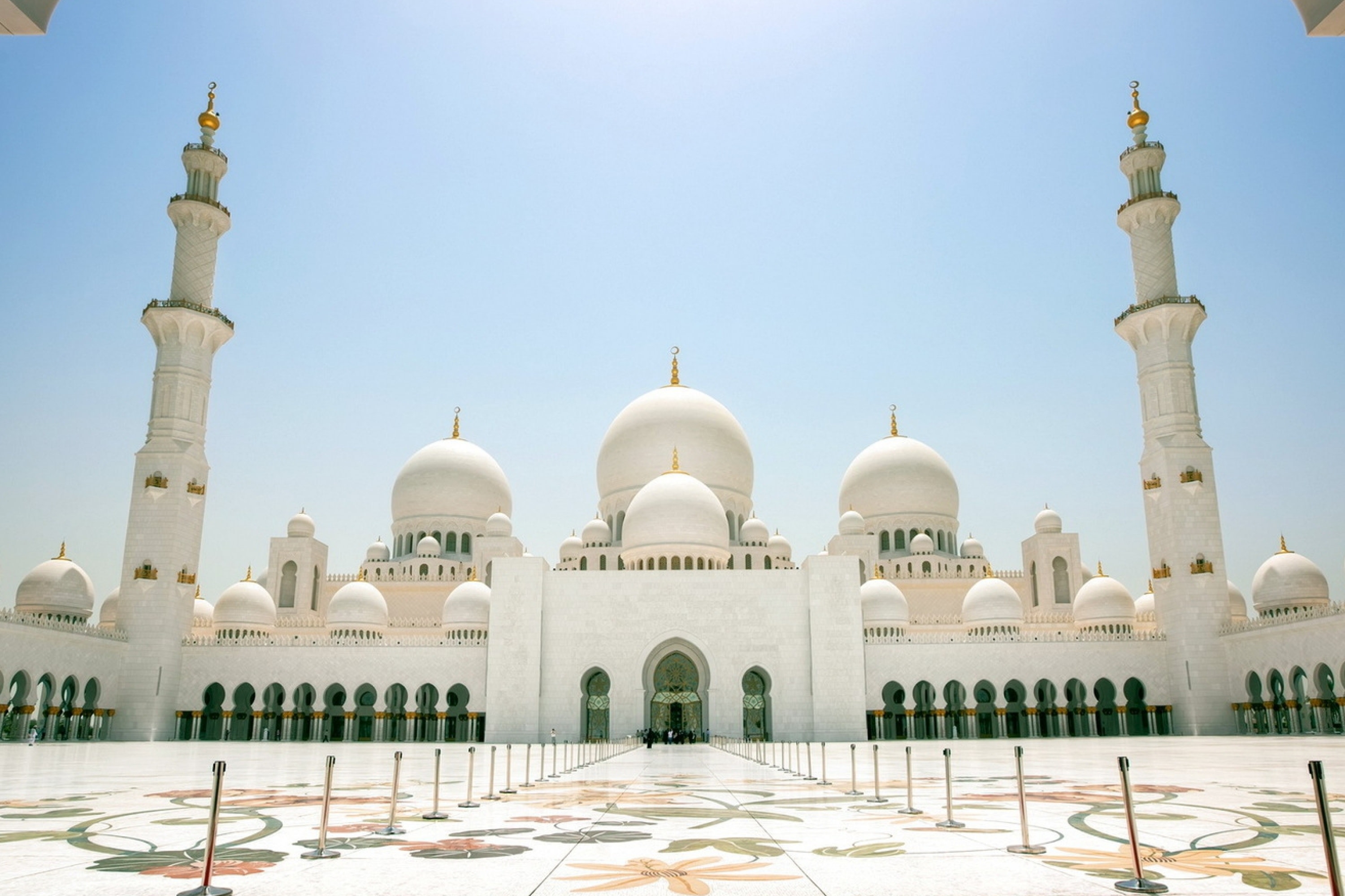Abu Dhabi City Coach Tour with Ferrari World from Dubai
