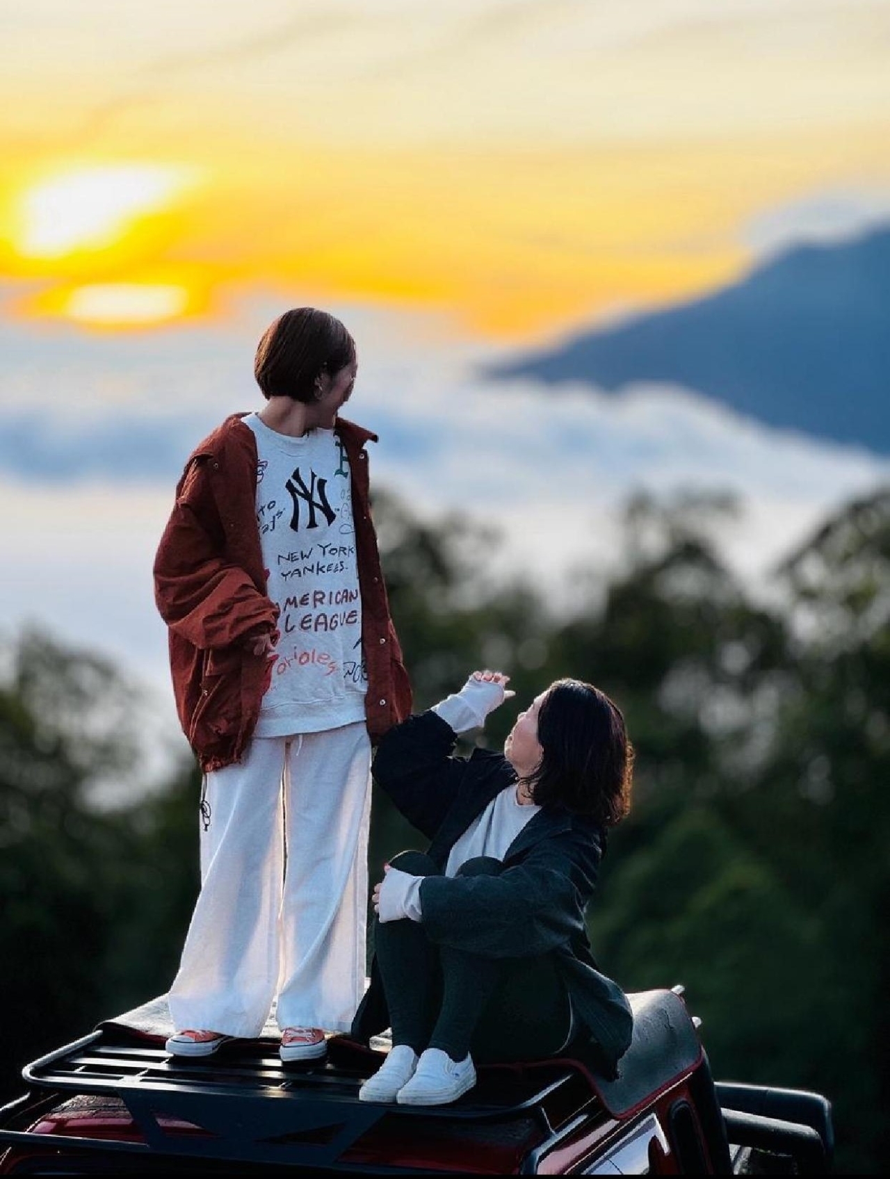 金塔瑪尼咖啡館日出體驗 & 吉普車遊覽巴杜爾火山（含攝影師）