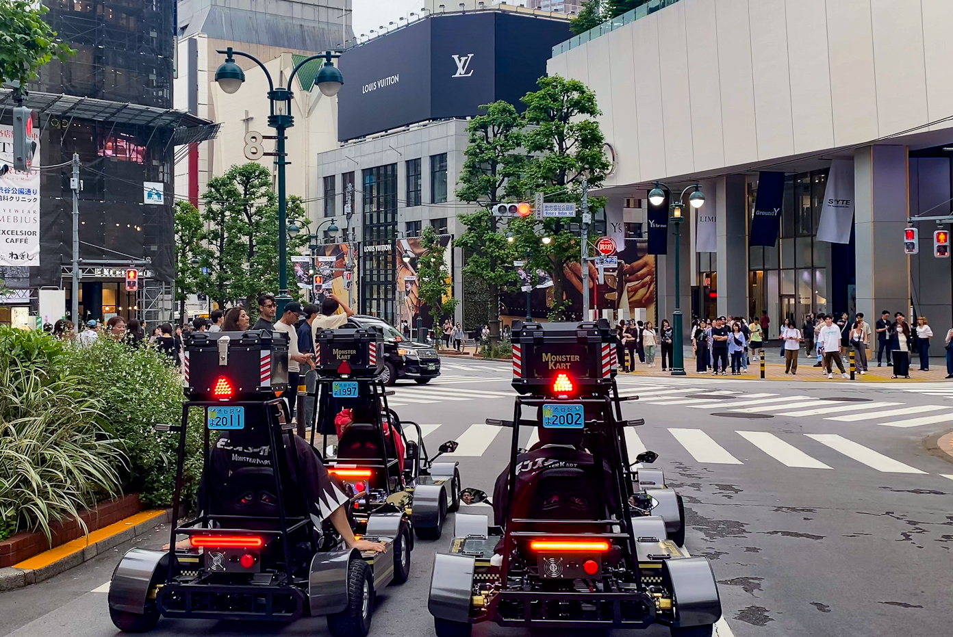Monster Kart: Through Shibuya to Harajuku in an Original Kart!