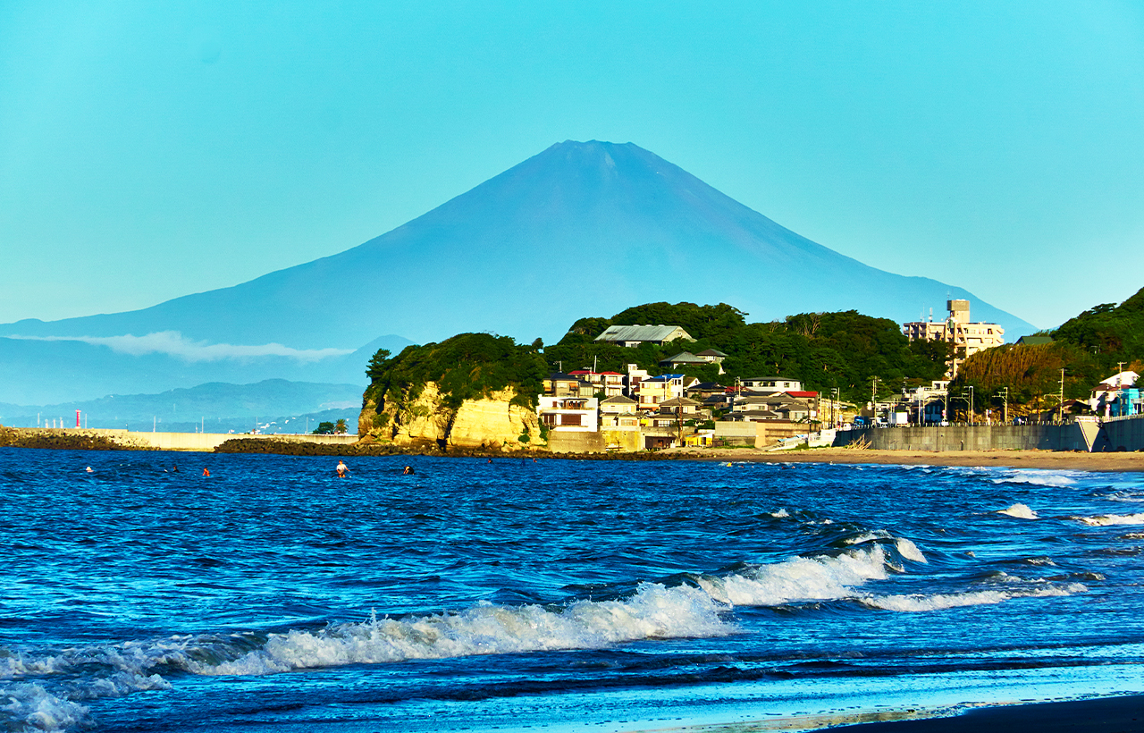 鎌倉·橫濱｜江之島·鎌倉江之電·鎌倉高校·橫濱空中纜車賞夜景·網紅紅磚倉庫打卡一日遊｜新宿出發