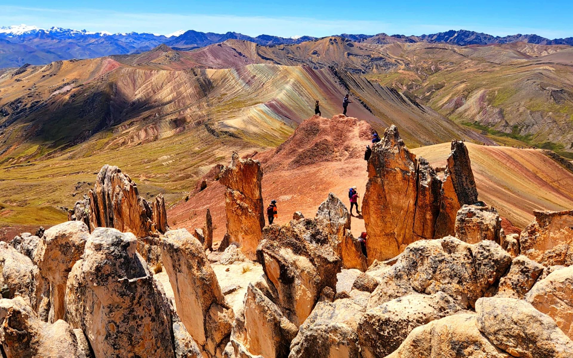 Palccoyo Rainbow Mountain Hiking Tour with Meals from Cusco
