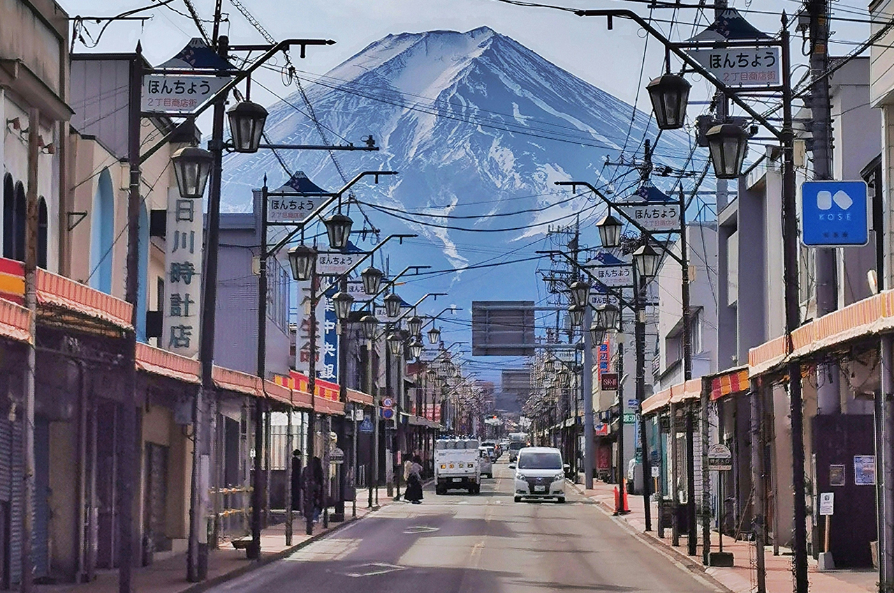 暢遊富士山一日遊（東京出發）