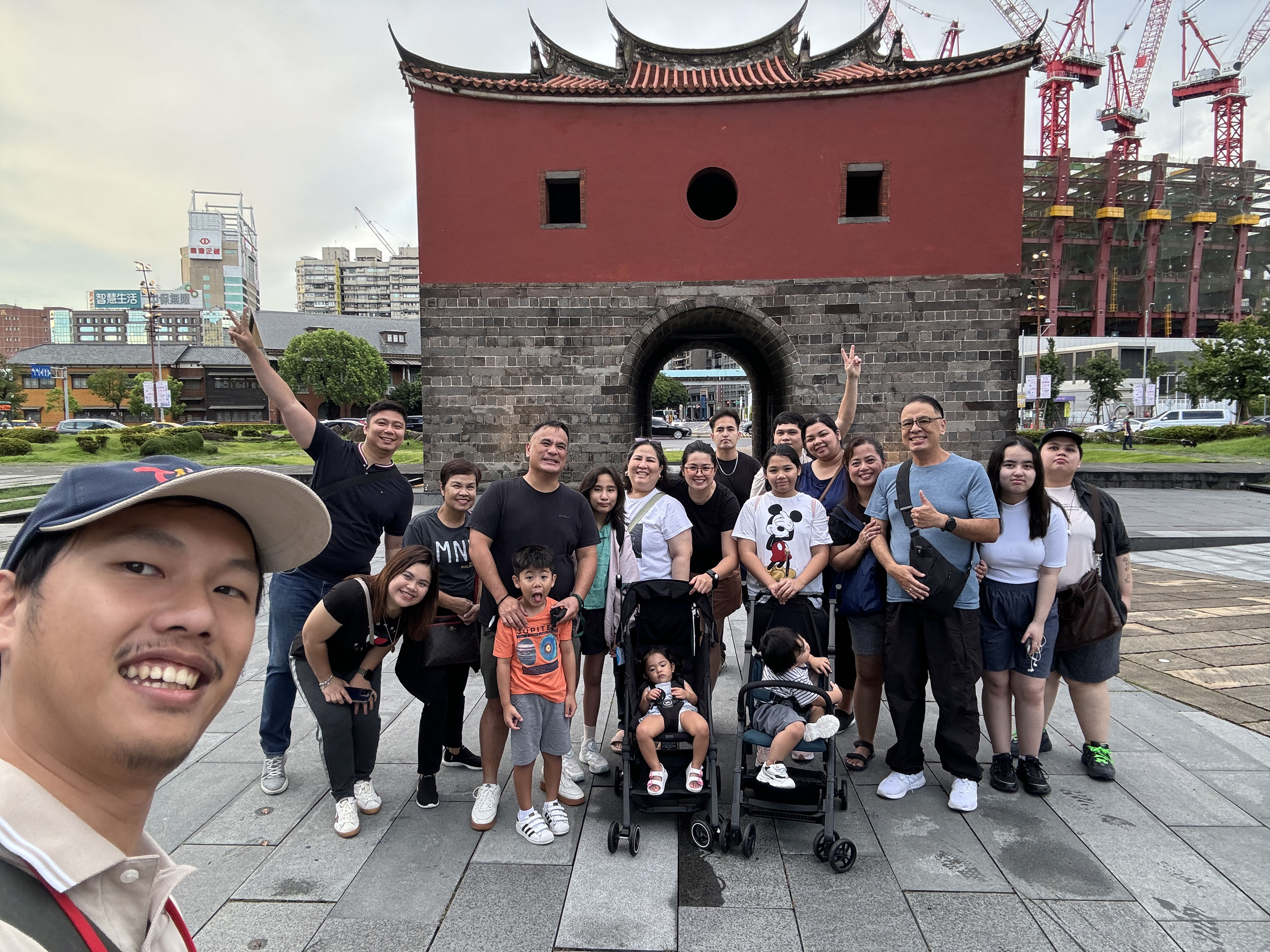 Taipei Foodie + History Walking Tour