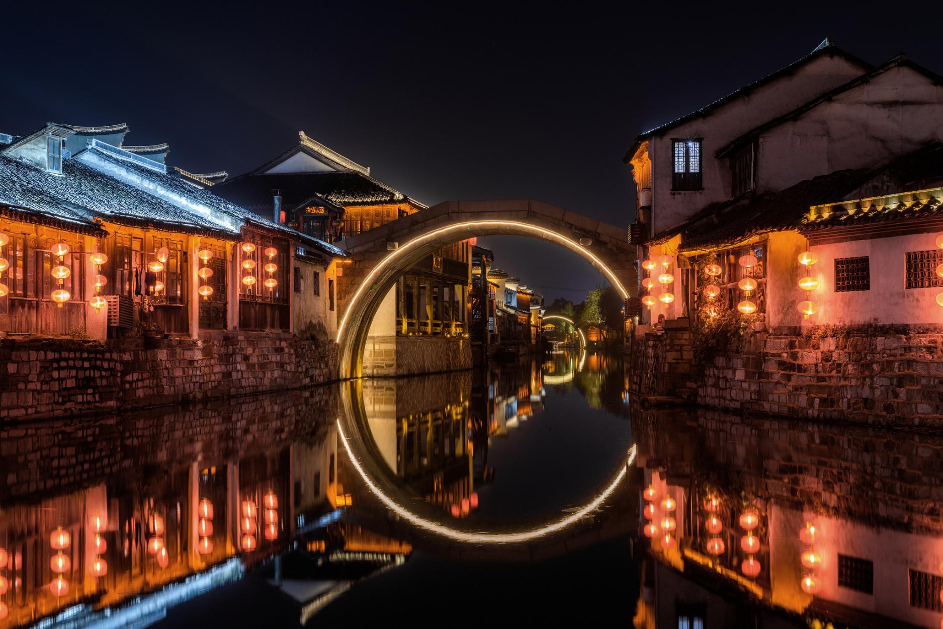 【南京集合上海解散】華東五市揚州烏鎮全景6日遊（揚州瘦西湖+無錫靈山大佛+蘇州烏鎮+杭州西湖+贈宋城千古情表演+城隍廟+金茂大廈）