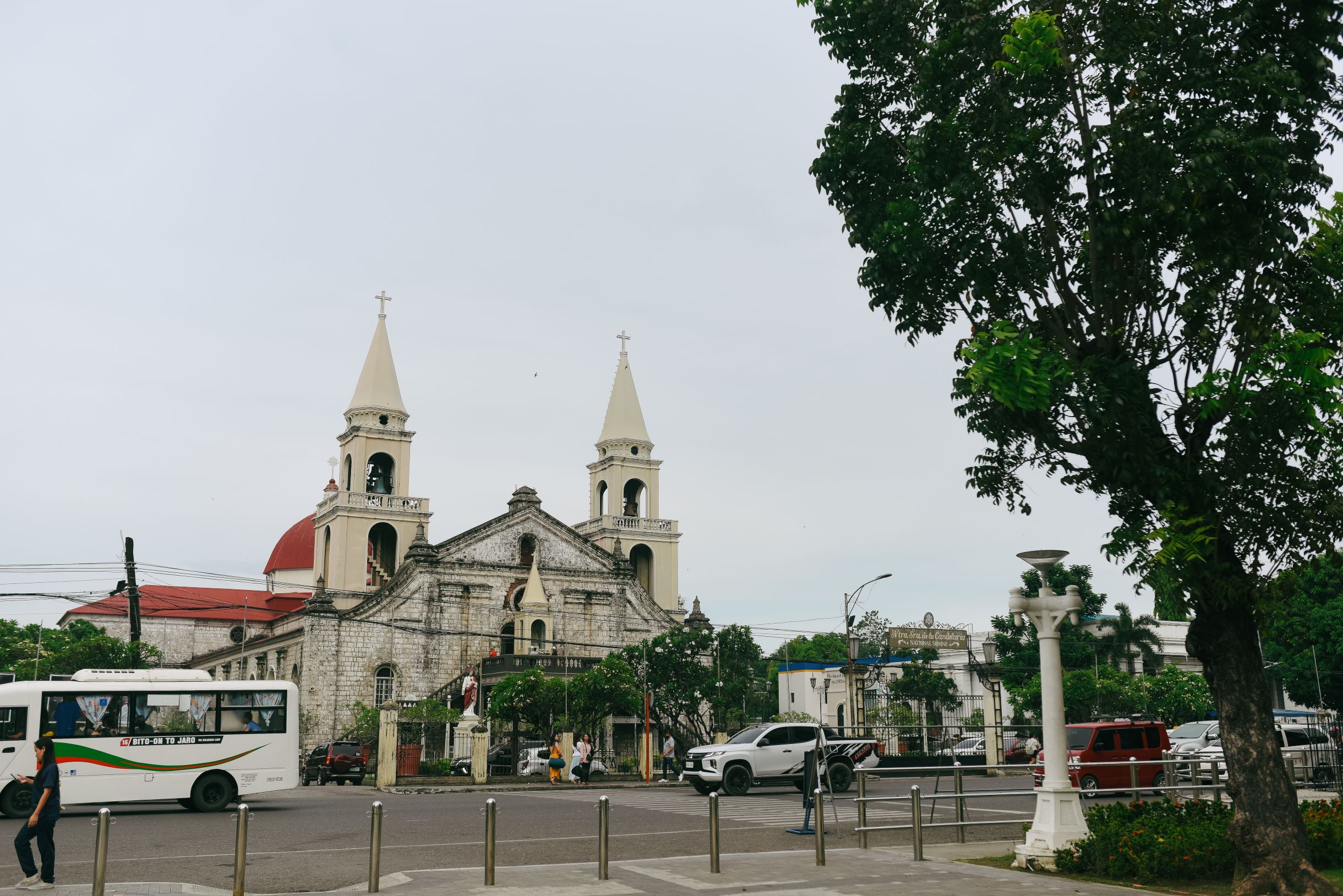 Explore Iloilo: Iloilo Extensive Tour