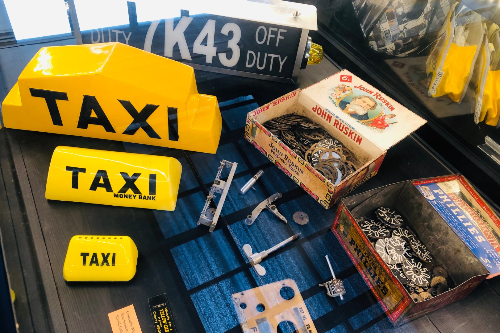 發揮無限創意，自己動手打造計程車模型