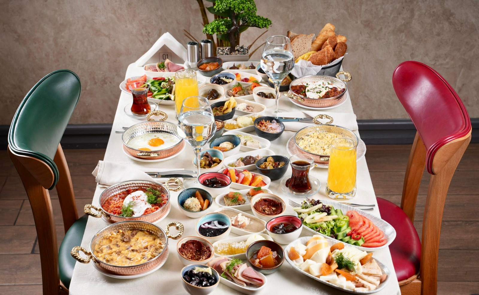 Traditional Turkish Breakfast and Bosphorus Cruise