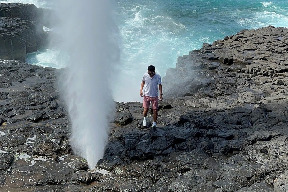 觀賞凱阿瑪噴水孔 (Kiama Blowhole) 的壯觀海景,感受驚險刺激的海洋力量! 觀賞凱阿瑪噴水孔 (Kiama Blowhole) 的壯觀海景,感受驚險刺激的海洋力量!