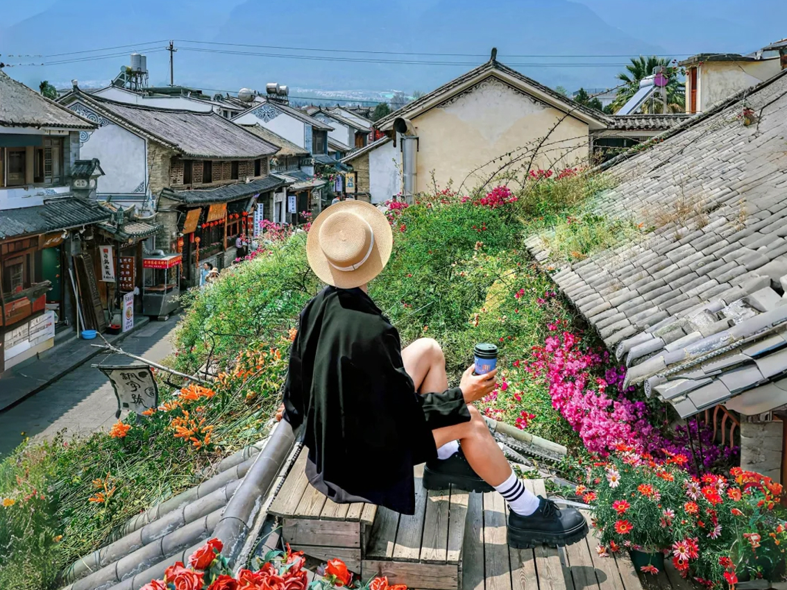 雲南大理2日遊麗江出發（洱海花海&吉普車旅拍+海景房+可升級英文導遊+雙廊古鎮+理想邦.聖托里尼+金梭島+大理古城 +8-15人拼團）