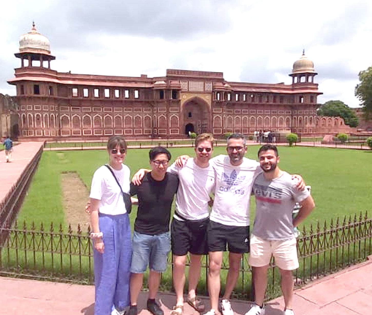 Agra : Taj Mahal & Agra Fort Private Day Tour